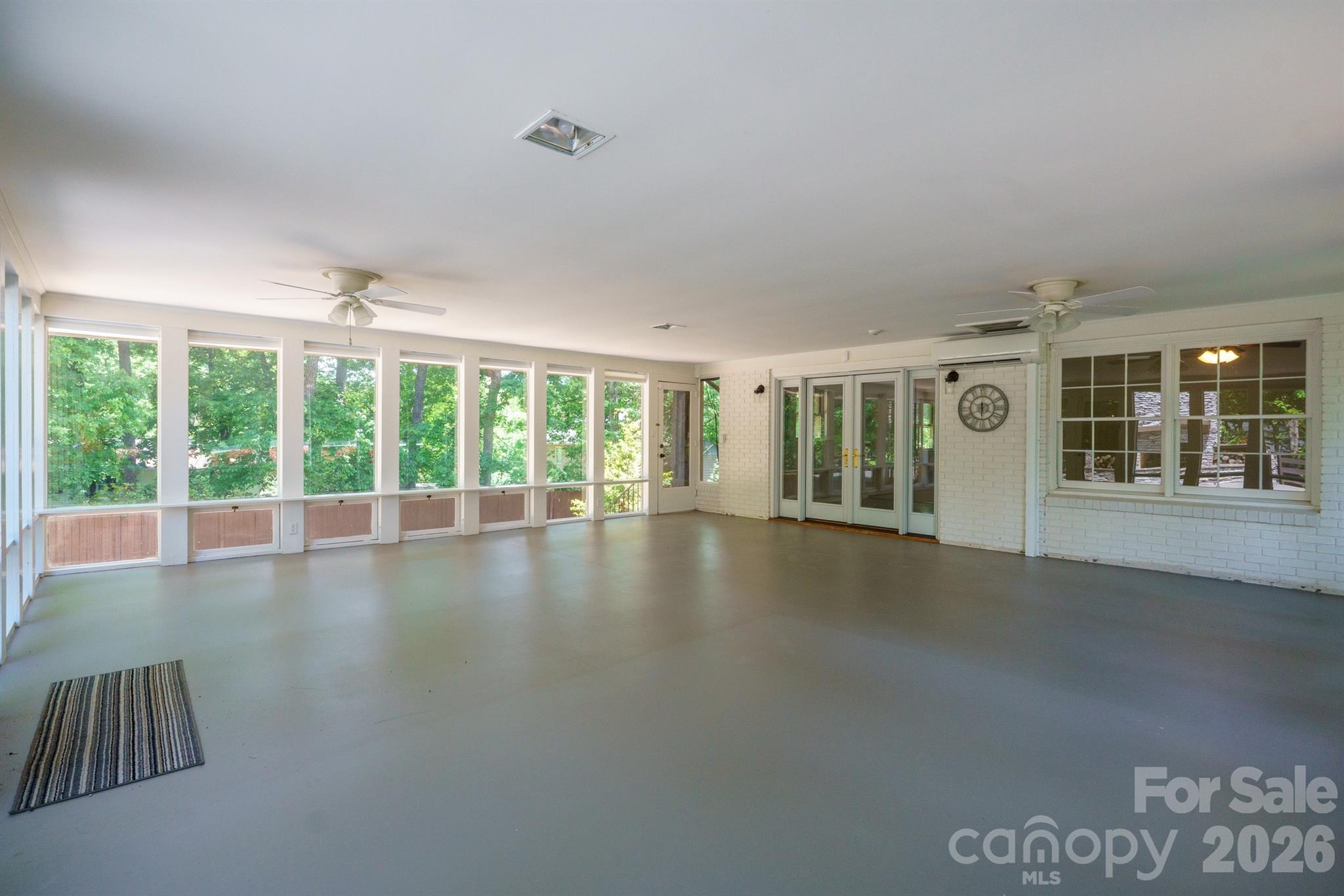 240 36th Avenue Circle NW — Hickory