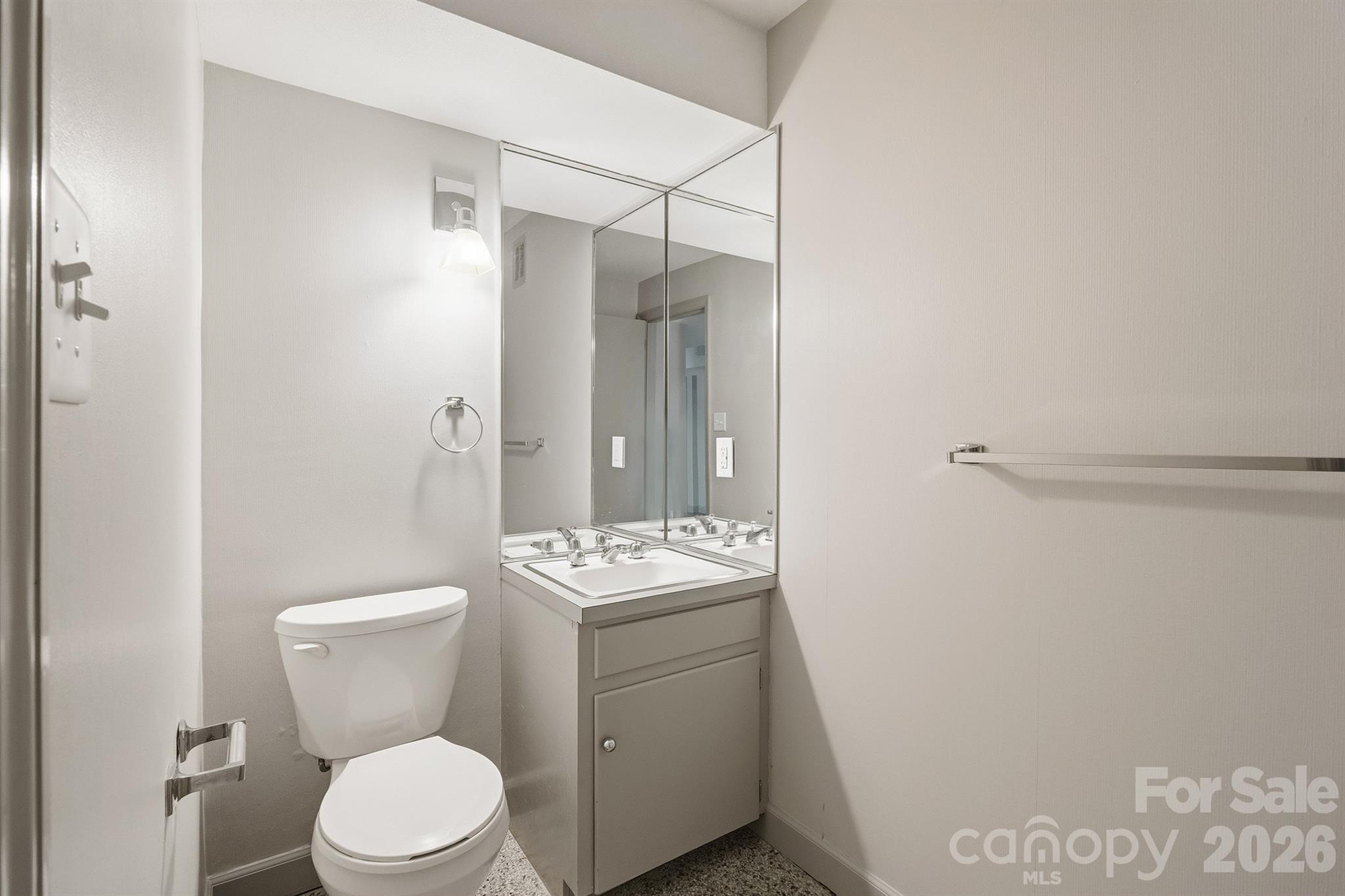 240 36th Avenue Circle NW — Hickory