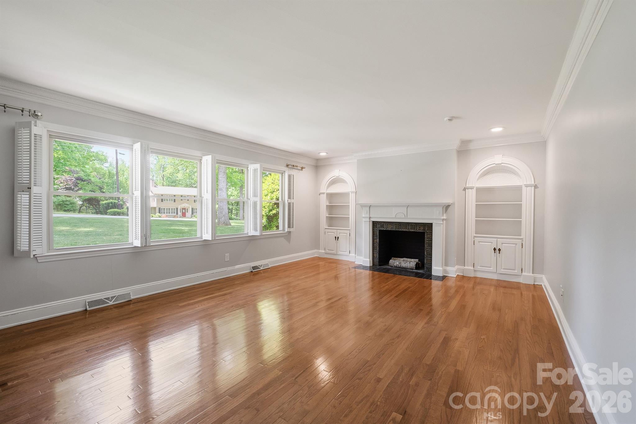 240 36th Avenue Circle NW — Hickory