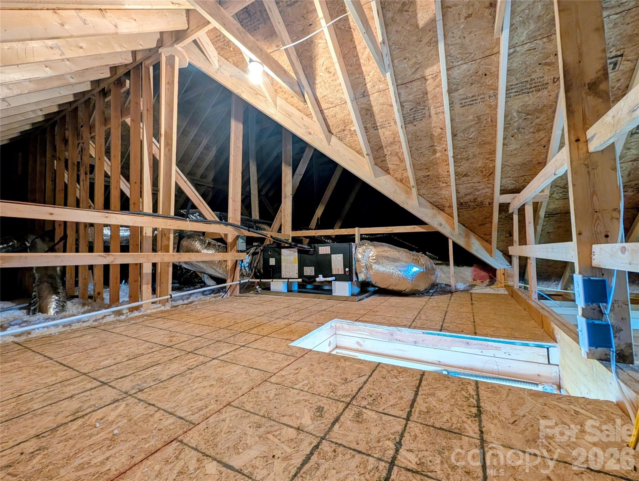 725 Potter Road — Lancaster