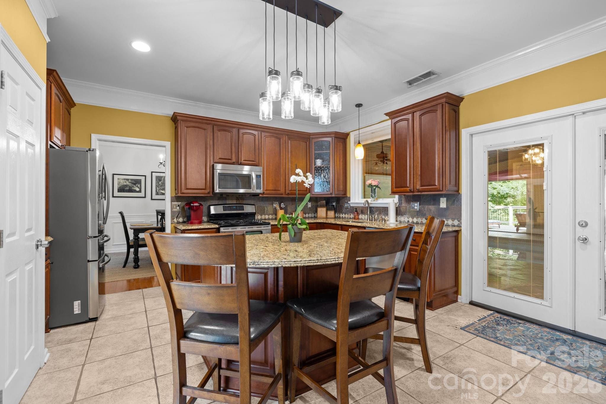 13934 Kings Carriage Lane — Charlotte