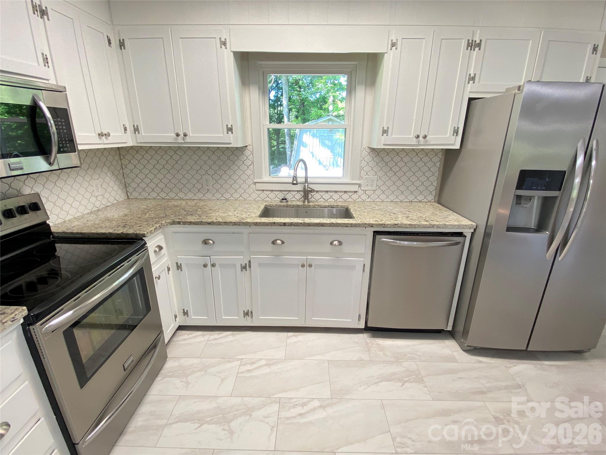 307 Maplewood Drive — Morganton