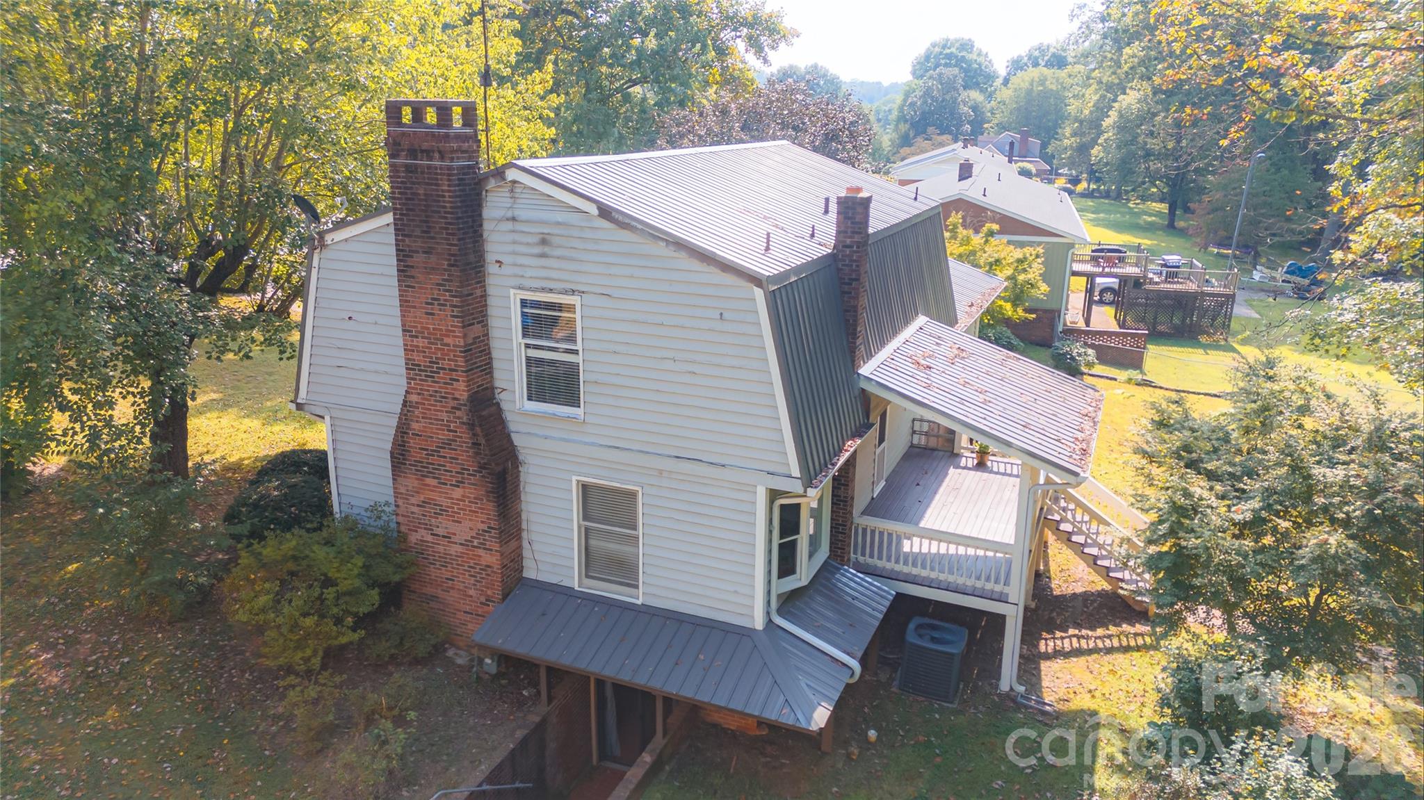 307 Maplewood Drive — Morganton