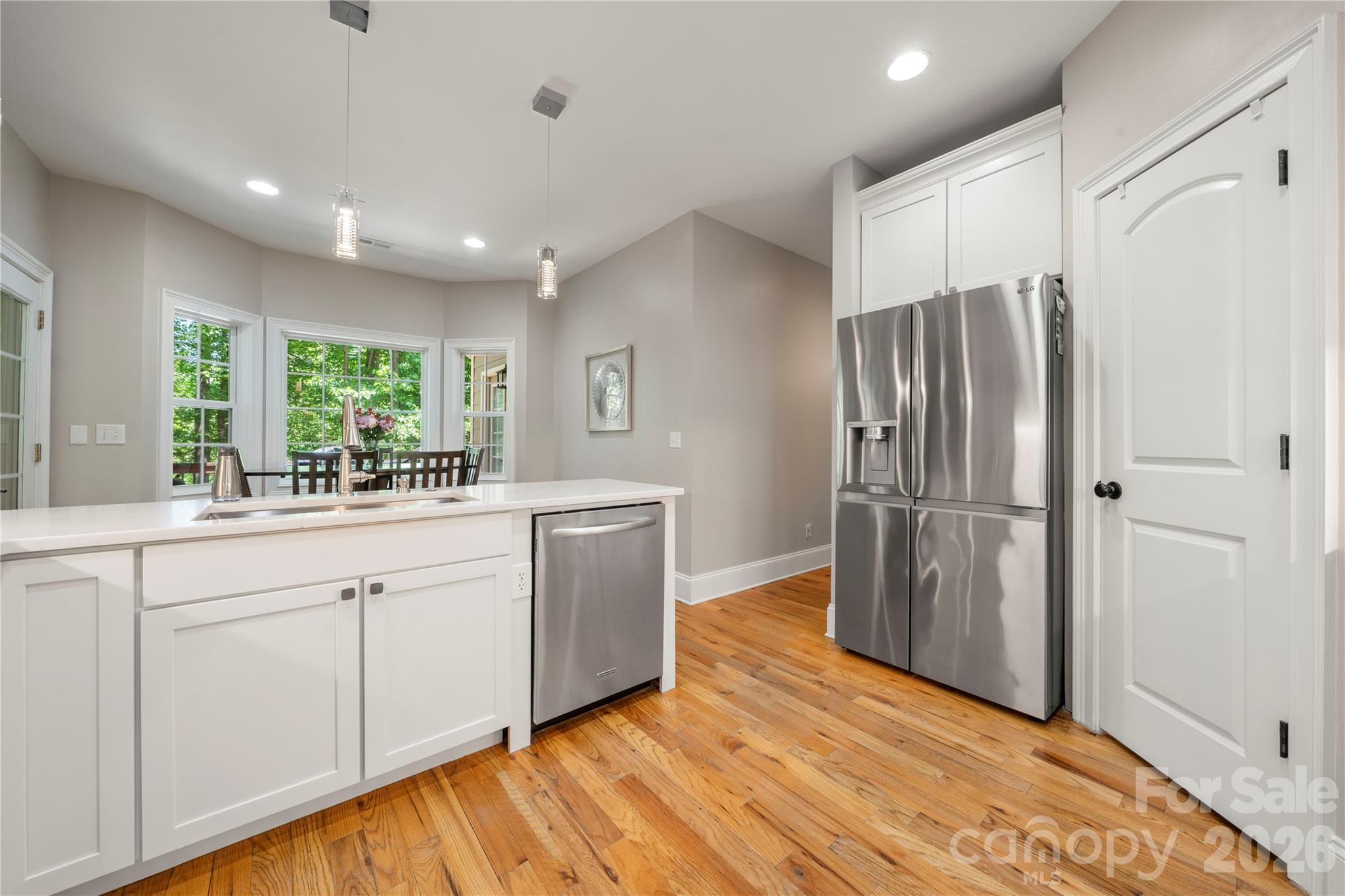 686 White Oaks Road — Mooresville
