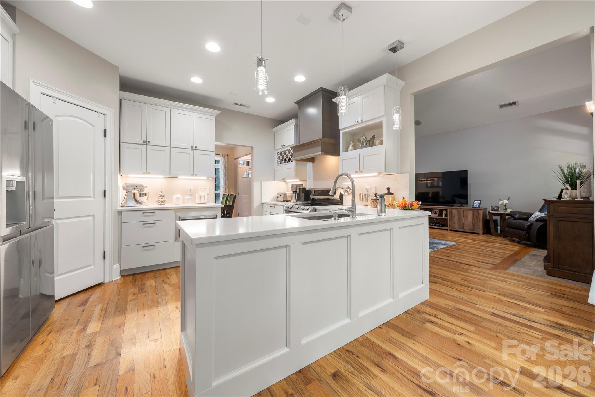 686 White Oaks Road — Mooresville