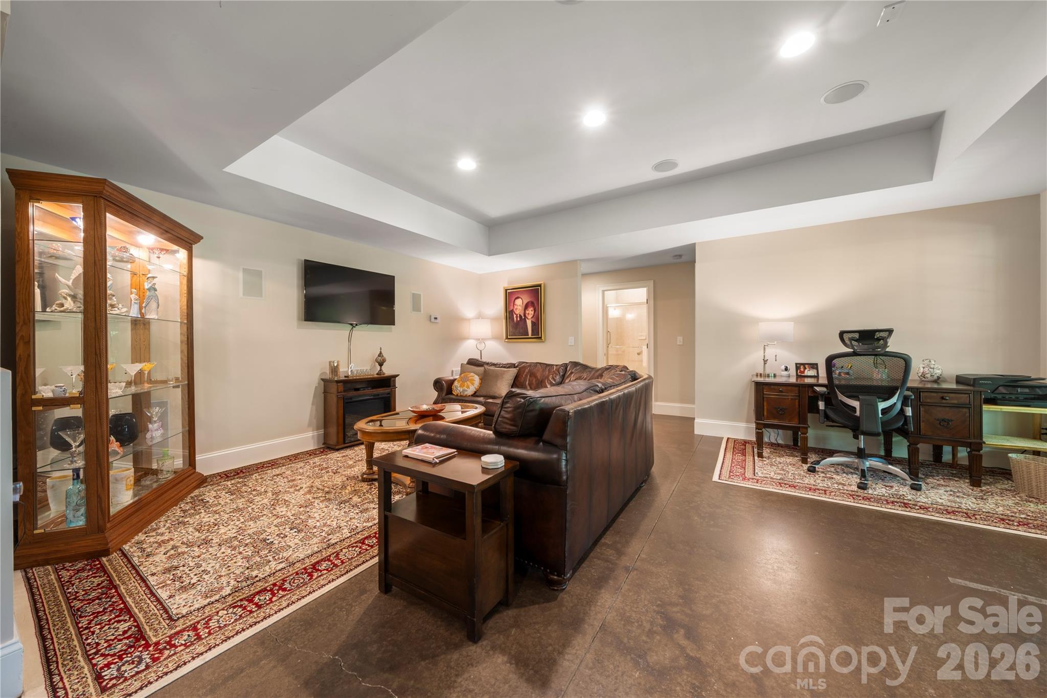 686 White Oaks Road — Mooresville