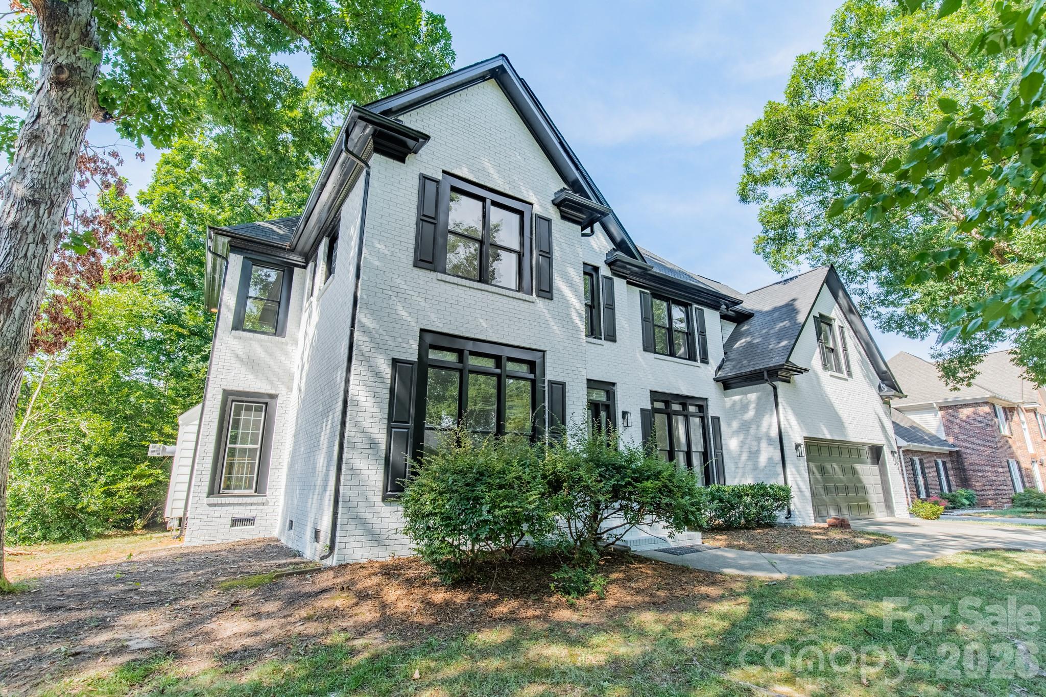 11550 Falling Leaves Drive — Charlotte