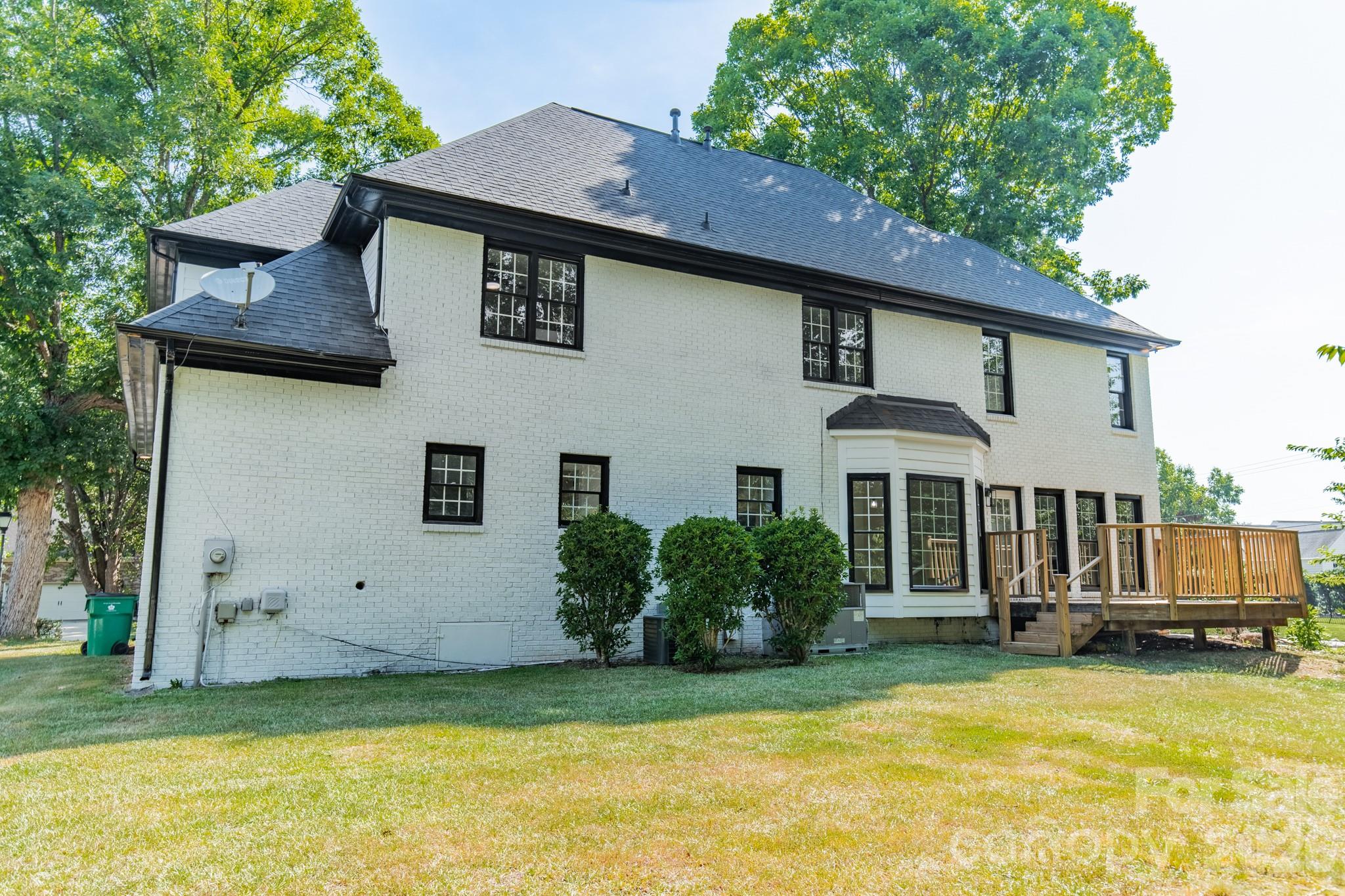 11550 Falling Leaves Drive — Charlotte