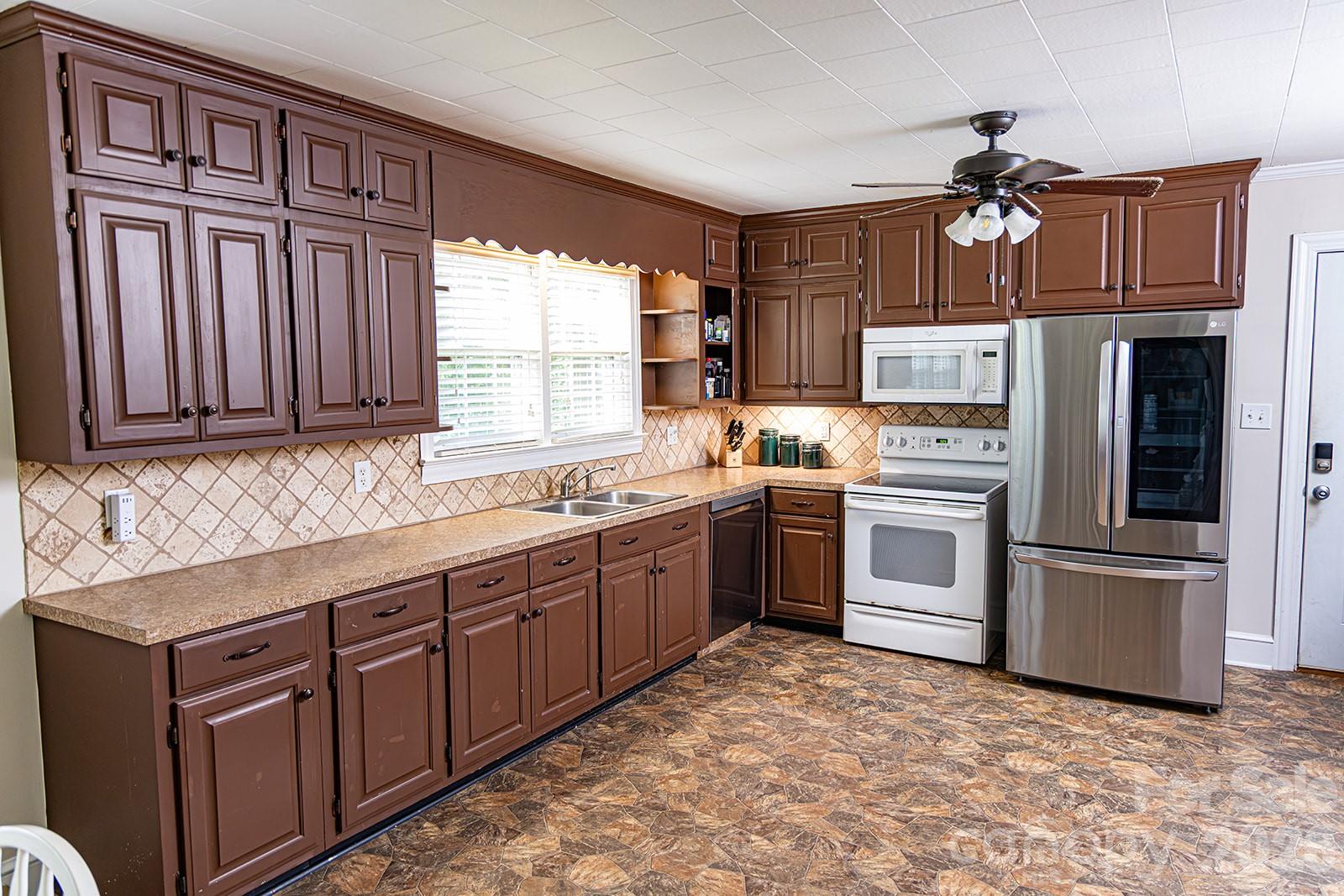 1399 Ruby Spencer Street — Newton