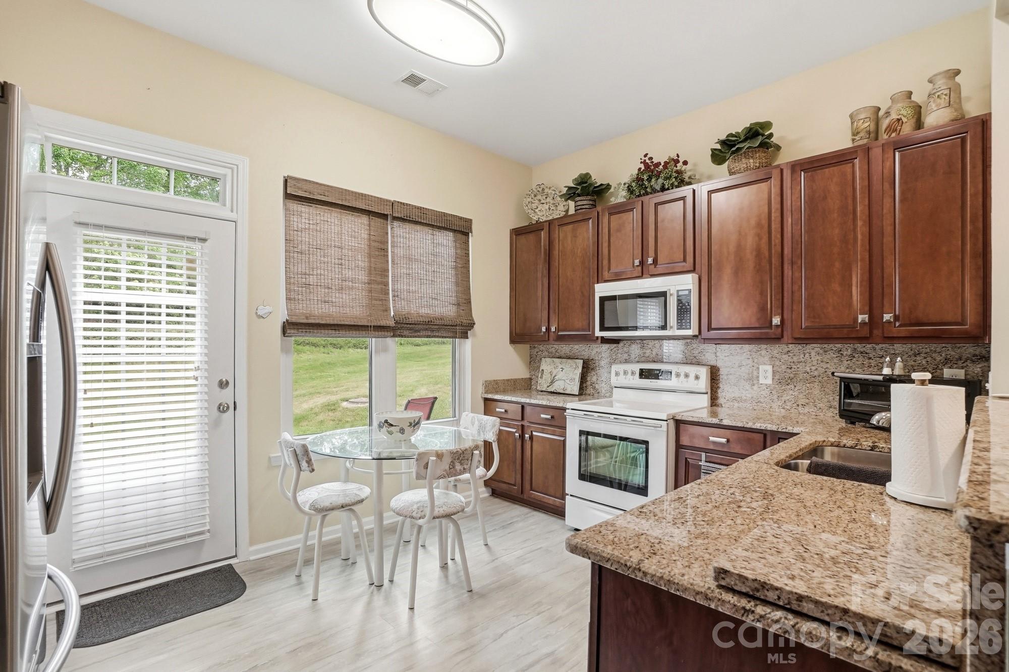 6120 Pale Moss Lane — Charlotte