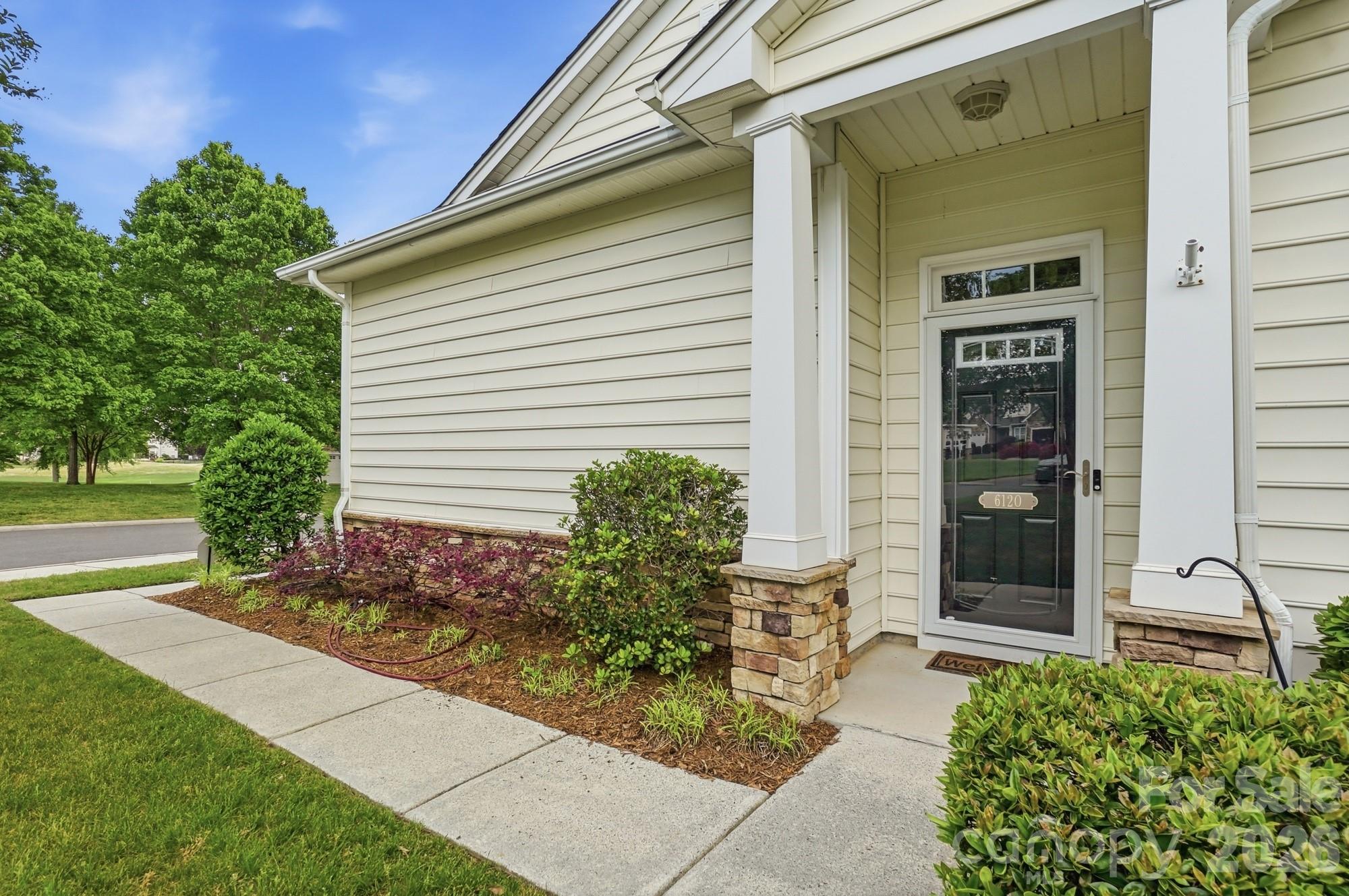 6120 Pale Moss Lane — Charlotte