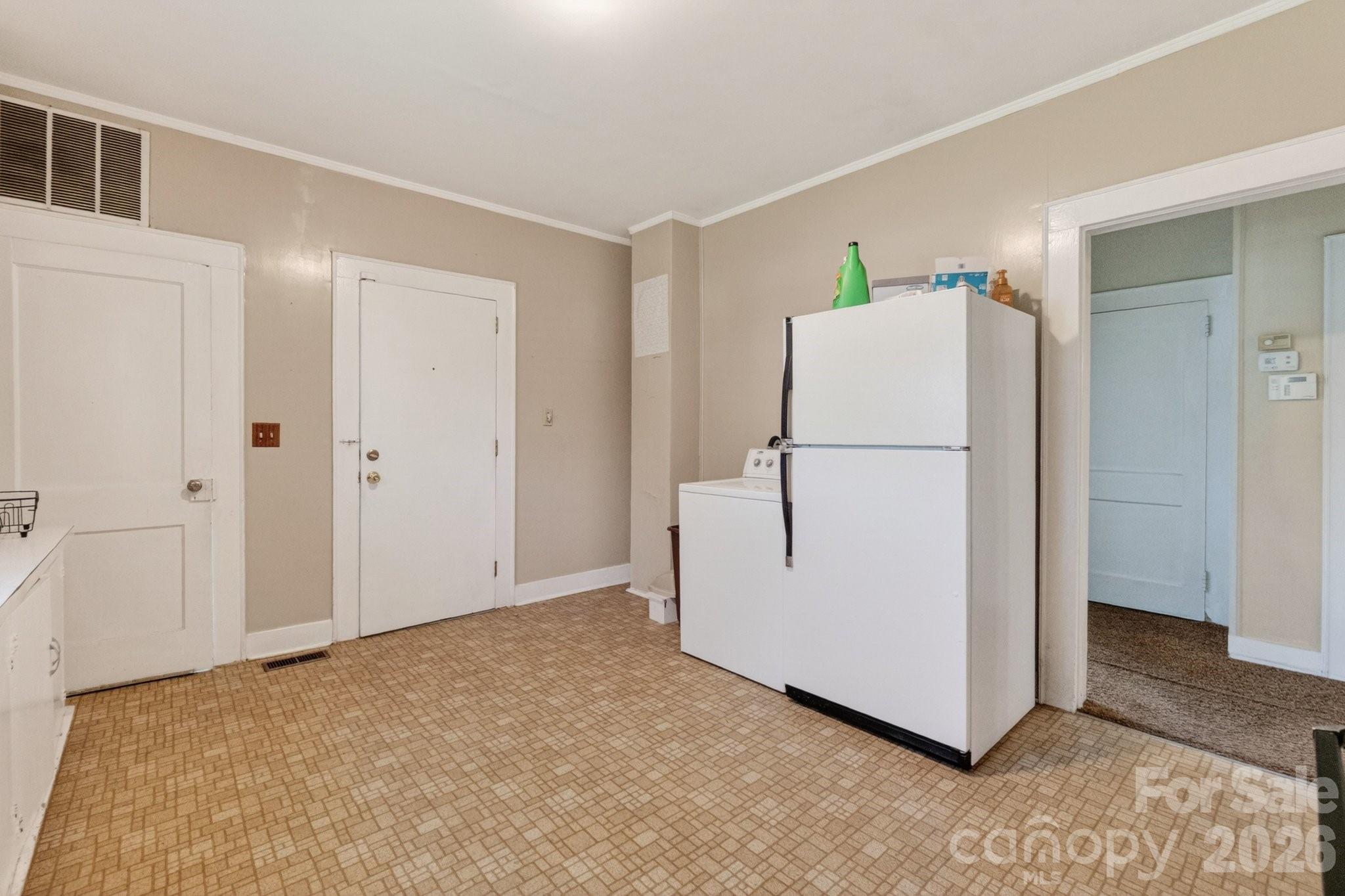 1365 Yancey Street — Lancaster