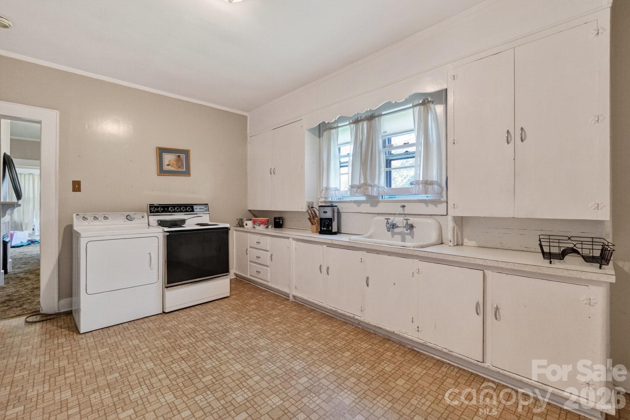 1365 Yancey Street — Lancaster
