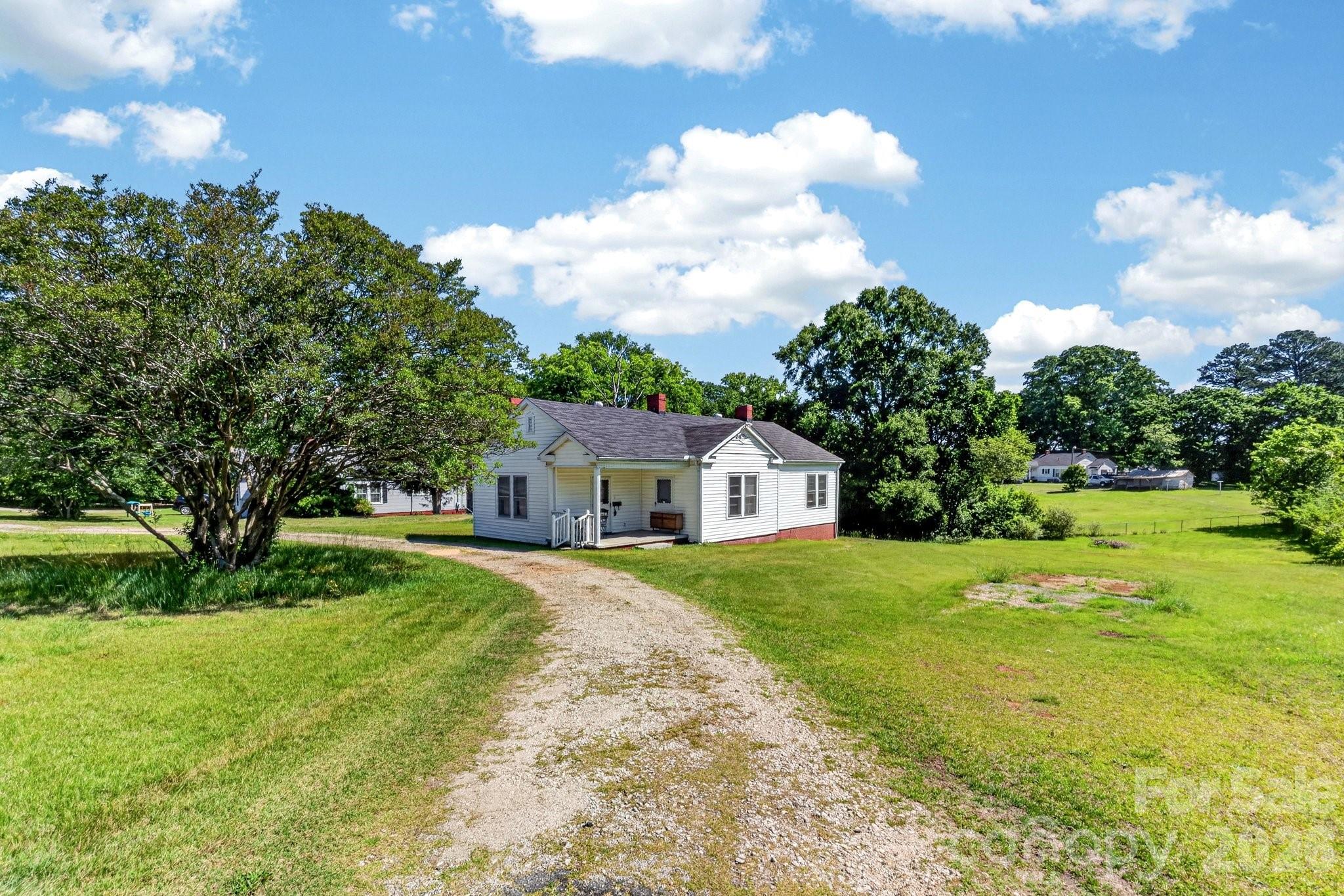 1365 Yancey Street — Lancaster