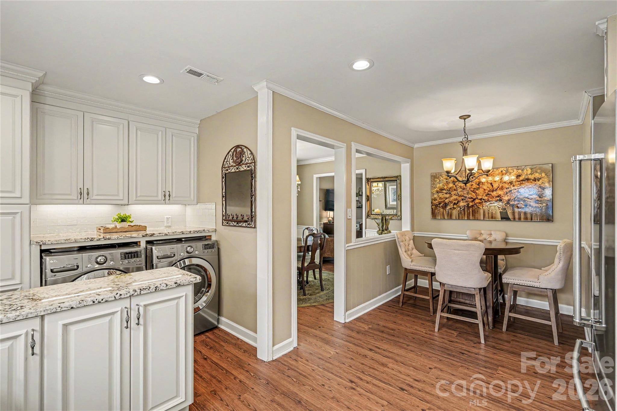 7319 Chatterbird Court — Charlotte