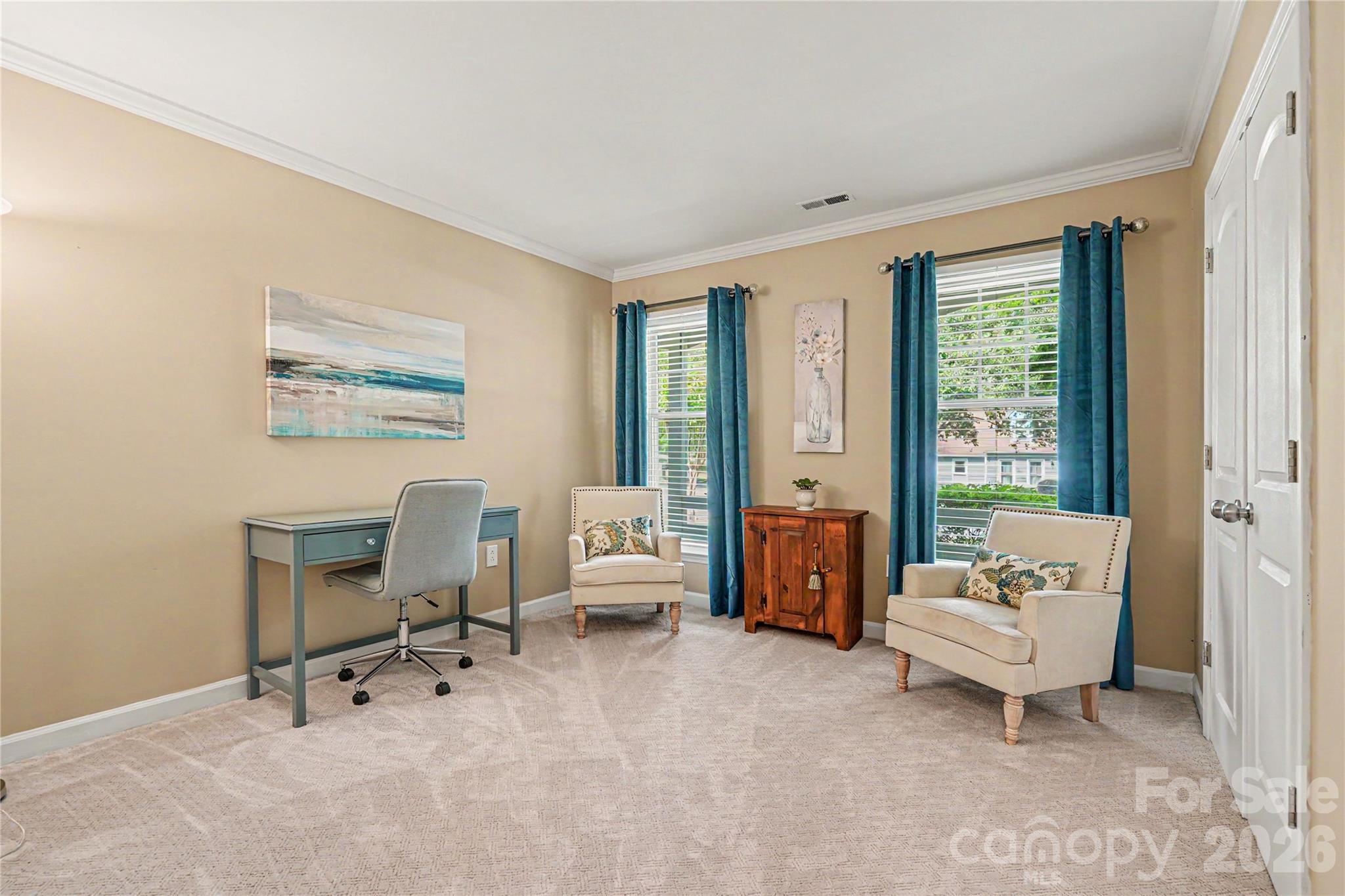 7319 Chatterbird Court — Charlotte
