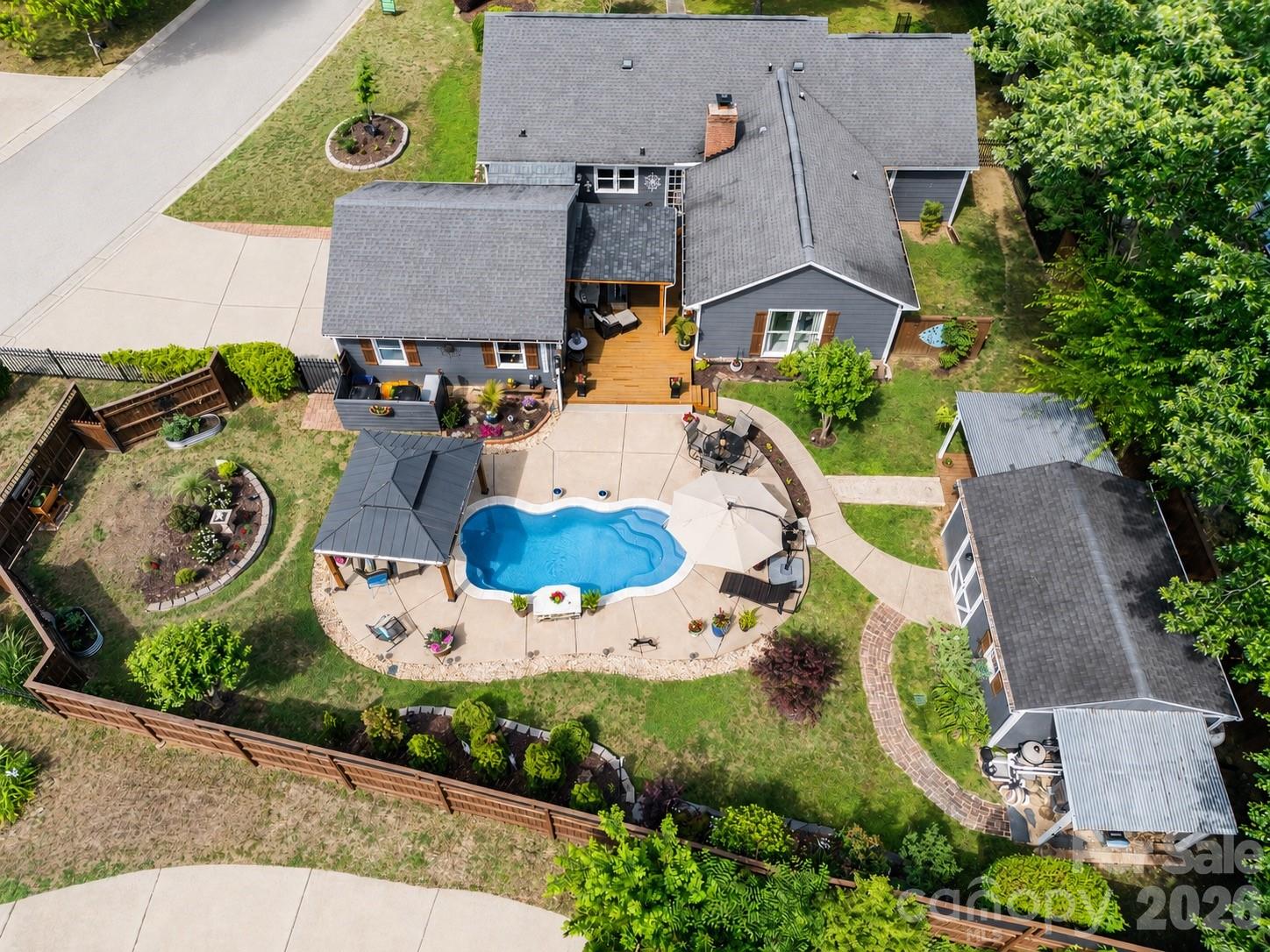7319 Chatterbird Court — Charlotte
