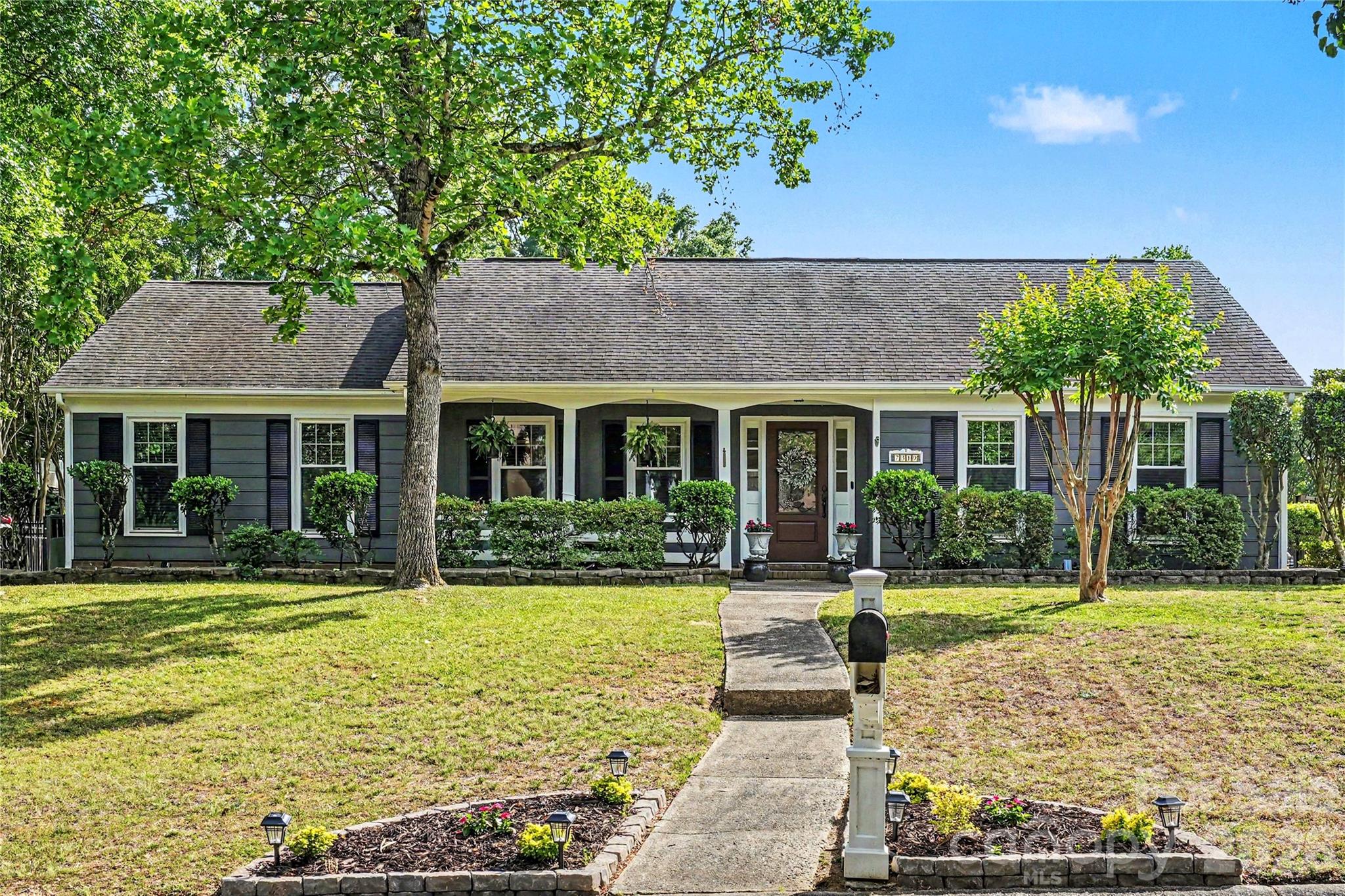 7319 Chatterbird Court — Charlotte