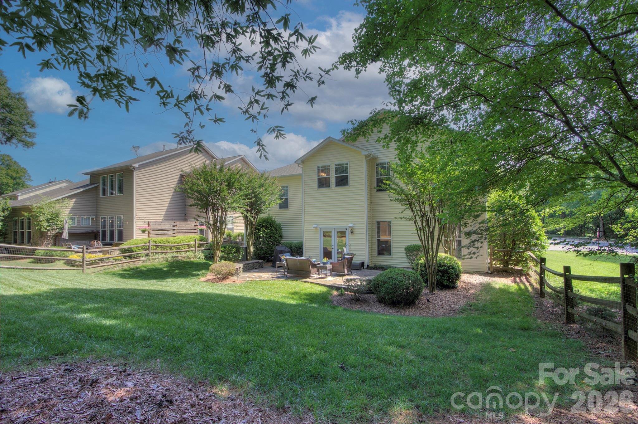 15511 Sagefield Drive — Huntersville