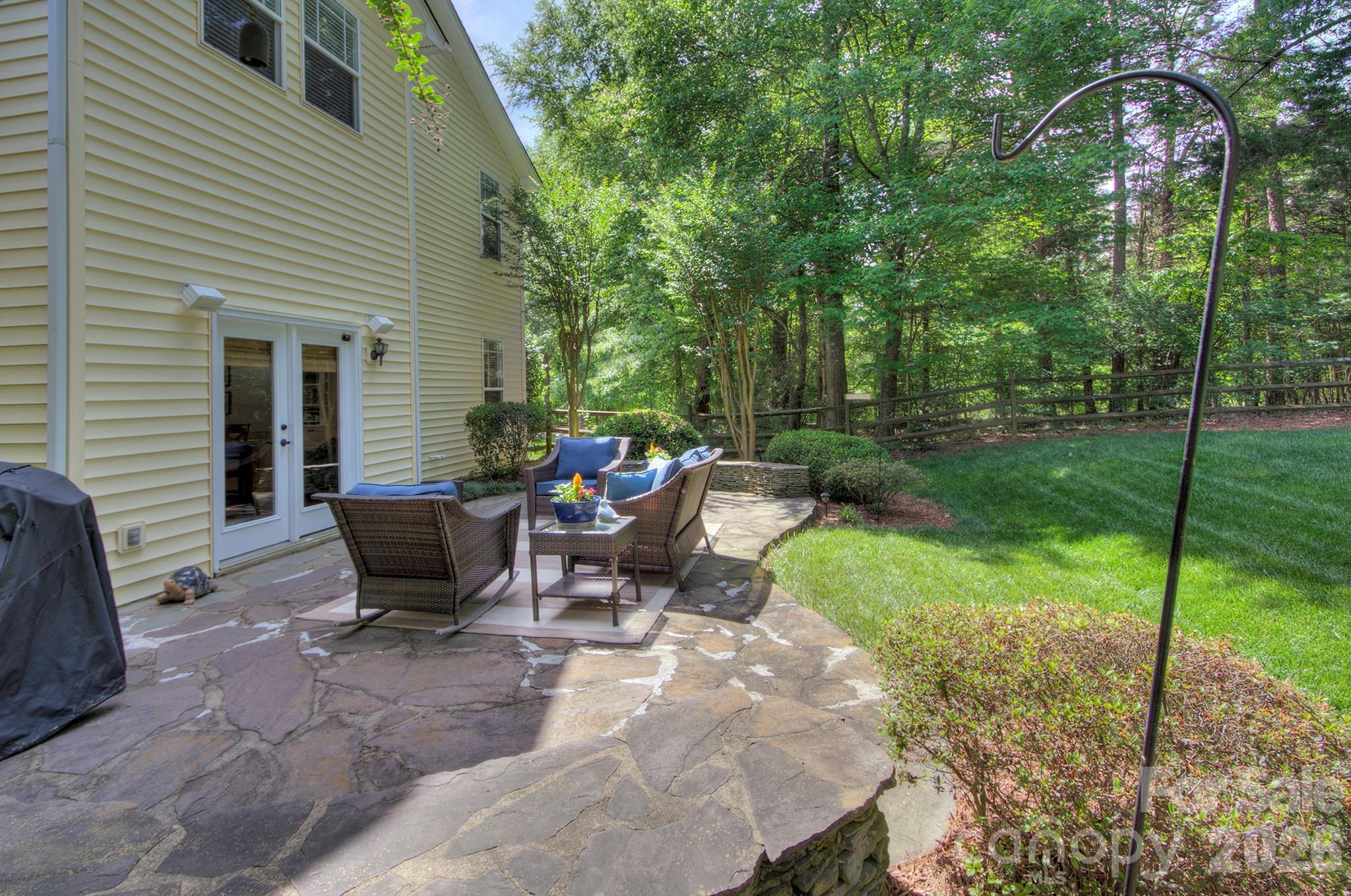 15511 Sagefield Drive — Huntersville