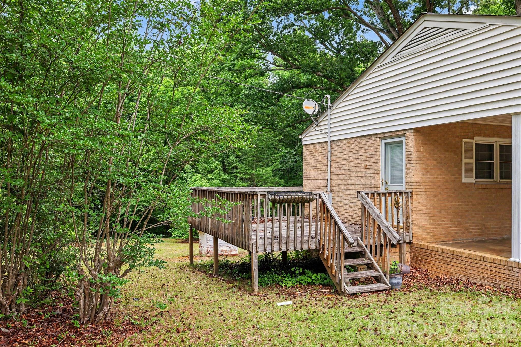 5401 Flat Creek Road — Heath Springs