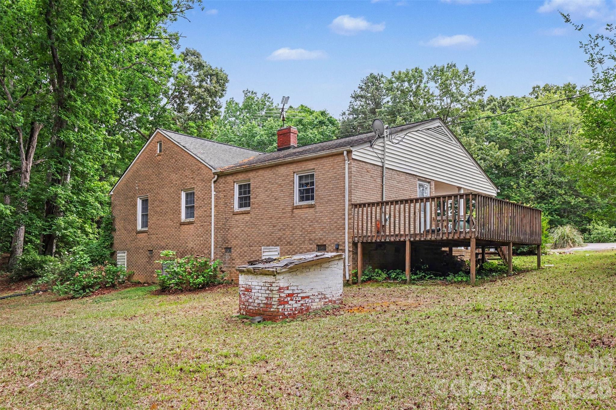 5401 Flat Creek Road — Heath Springs