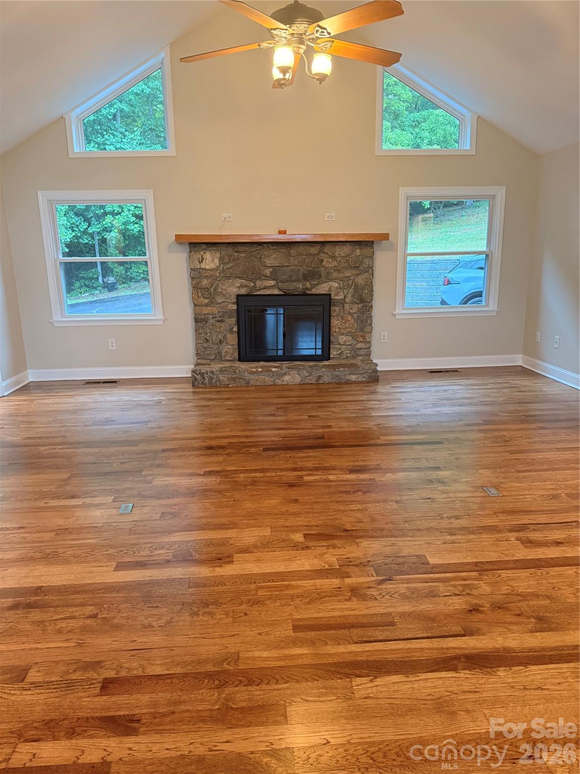 97 Whippoorwill Lane — Fairview