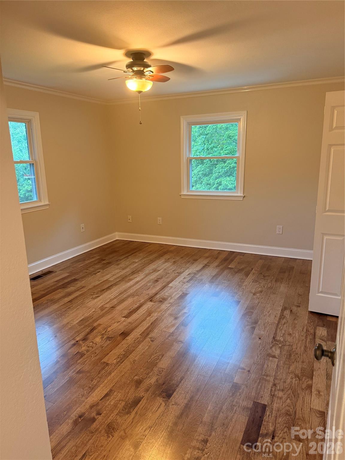 97 Whippoorwill Lane — Fairview