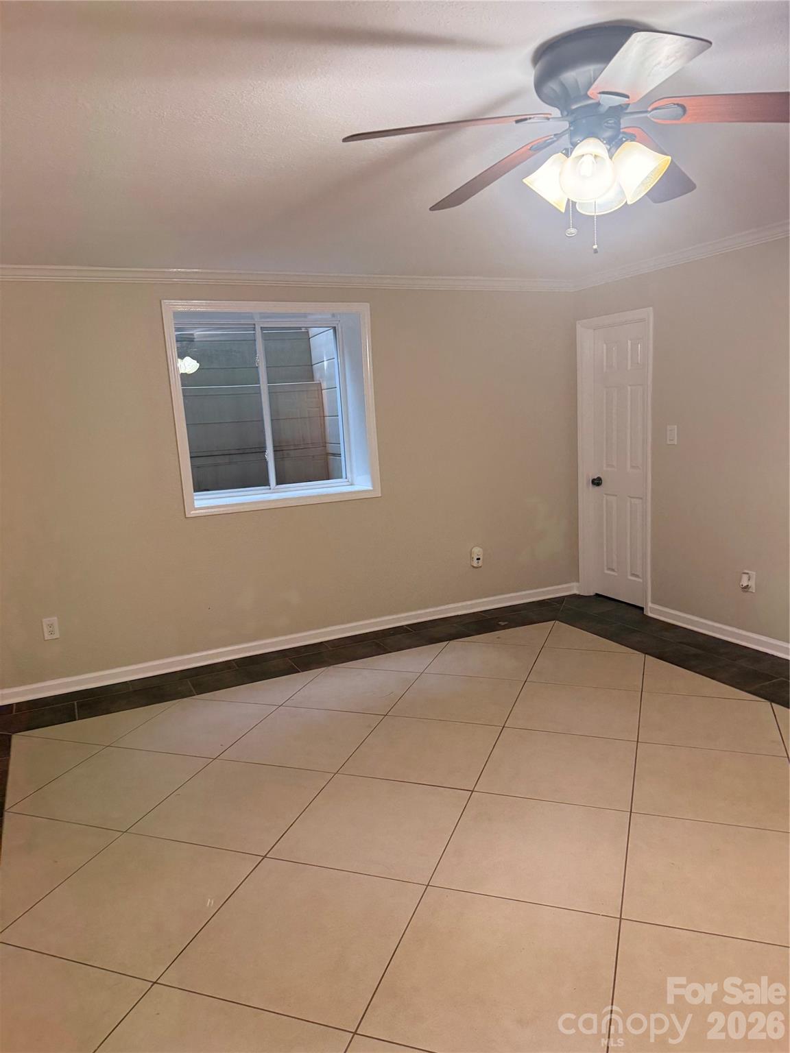 97 Whippoorwill Lane — Fairview
