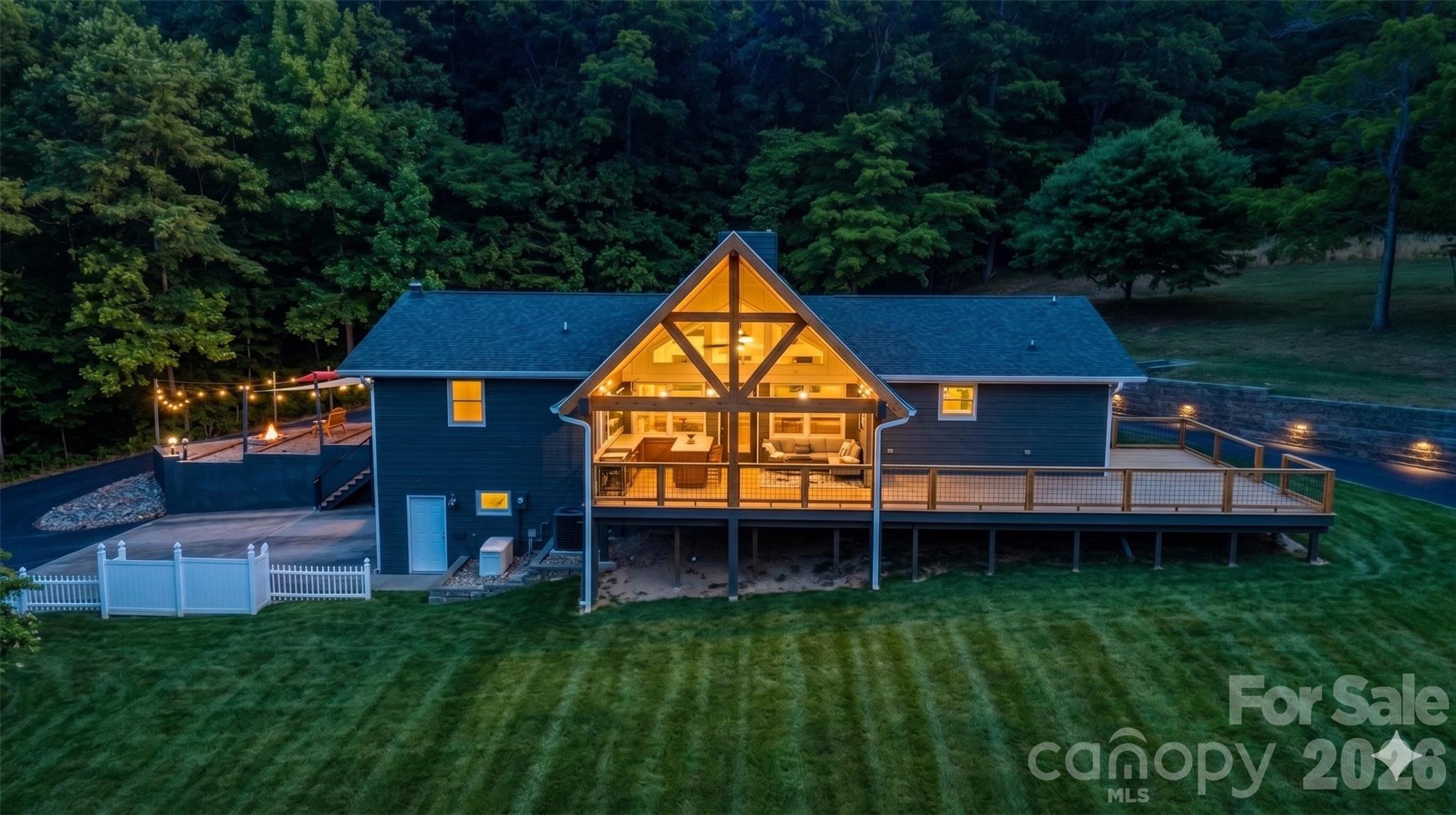 97 Whippoorwill Lane — Fairview