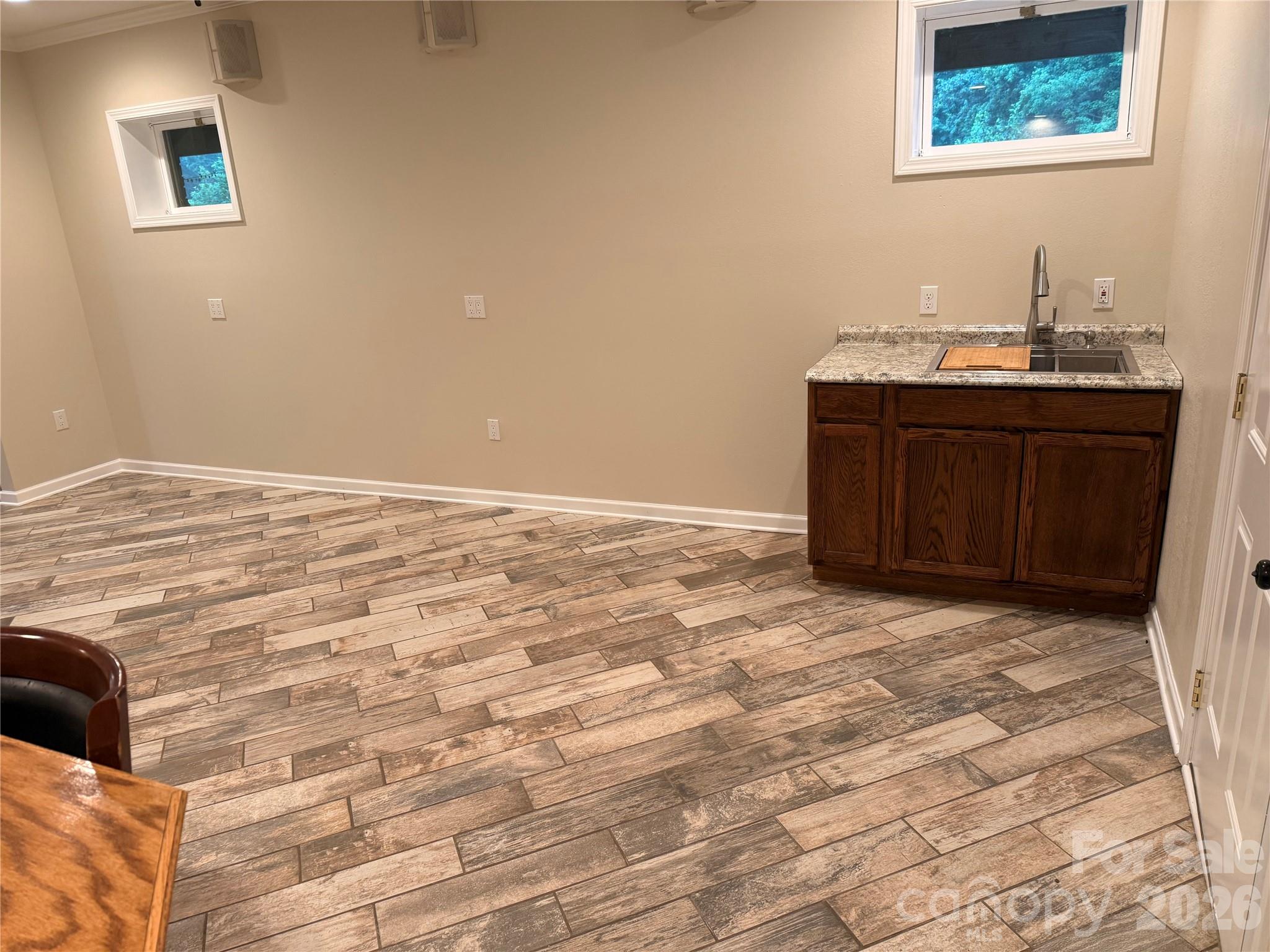 97 Whippoorwill Lane — Fairview