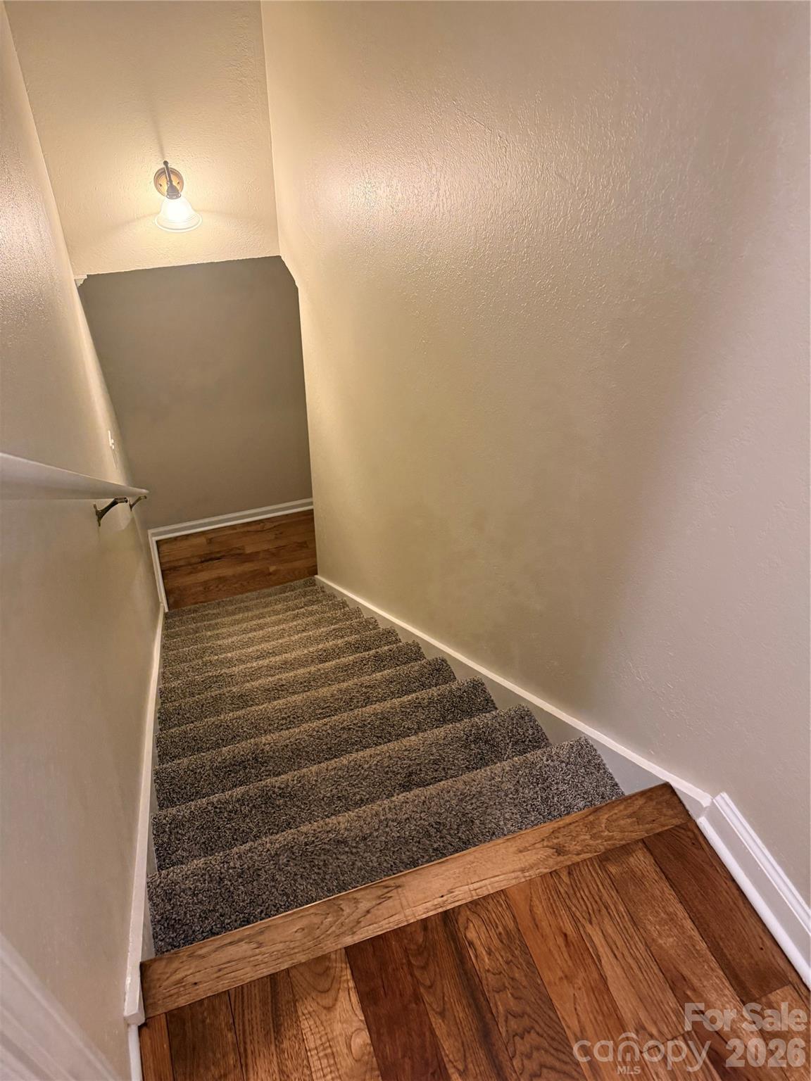 97 Whippoorwill Lane — Fairview