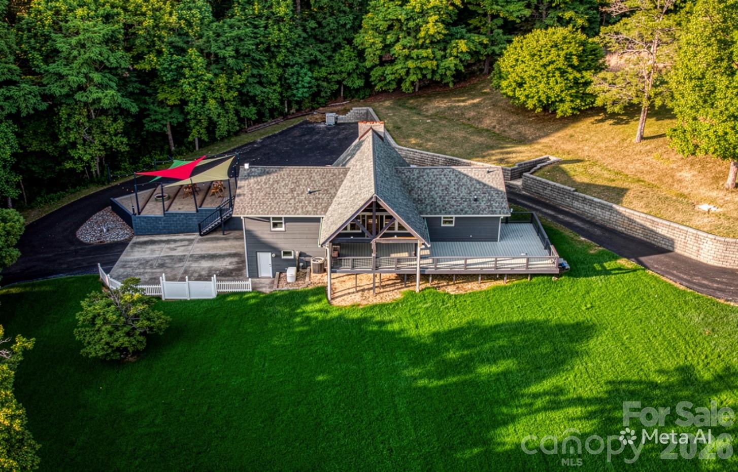97 Whippoorwill Lane — Fairview
