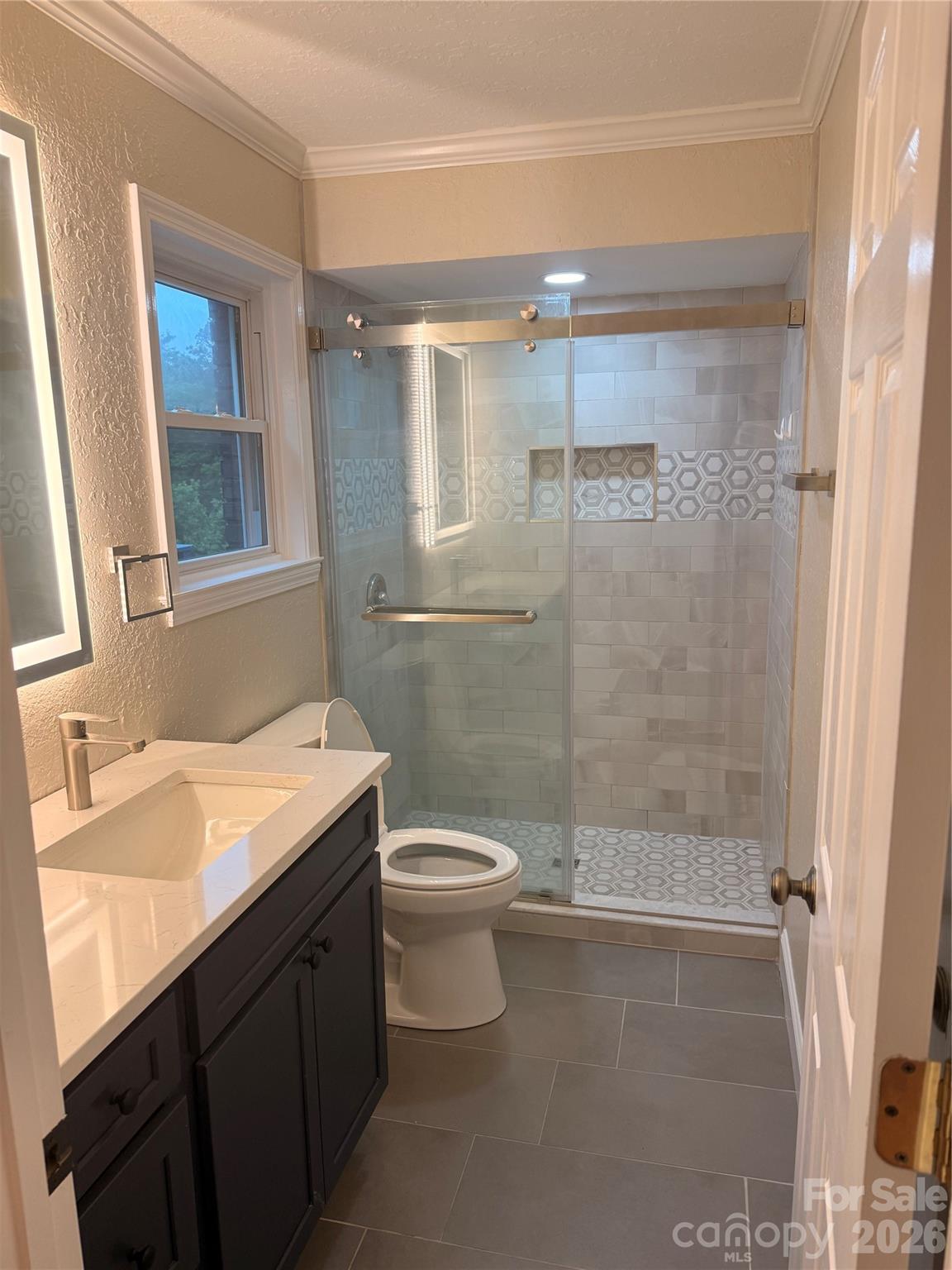 97 Whippoorwill Lane — Fairview