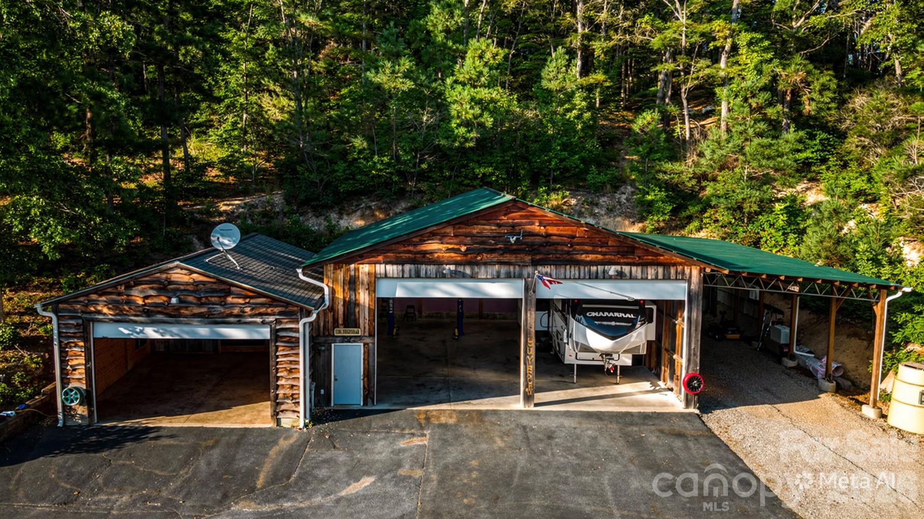 97 Whippoorwill Lane — Fairview
