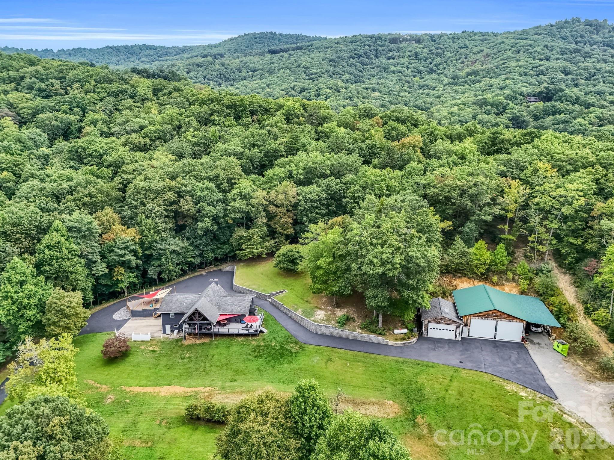 97 Whippoorwill Lane — Fairview