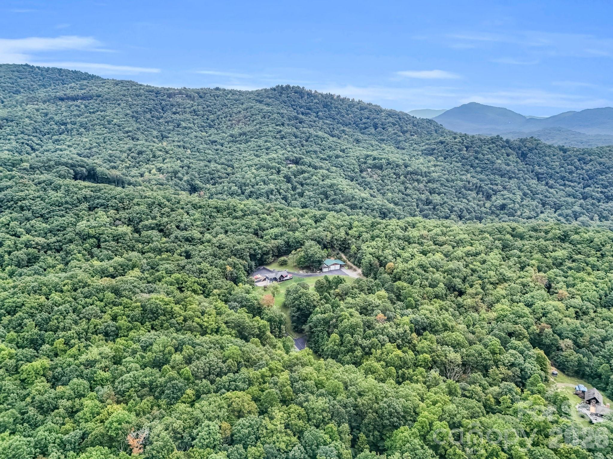 97 Whippoorwill Lane — Fairview