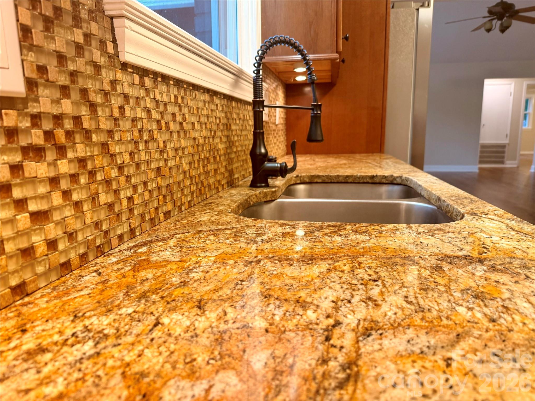 97 Whippoorwill Lane — Fairview