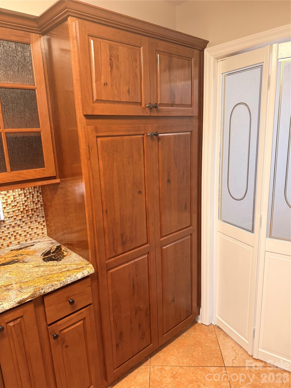 97 Whippoorwill Lane — Fairview