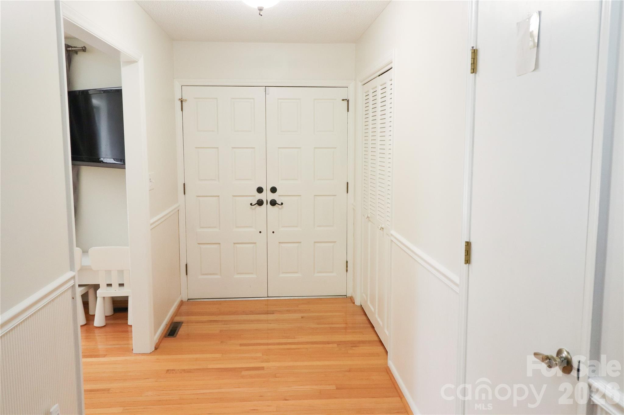112 Forest Avenue NE — Valdese