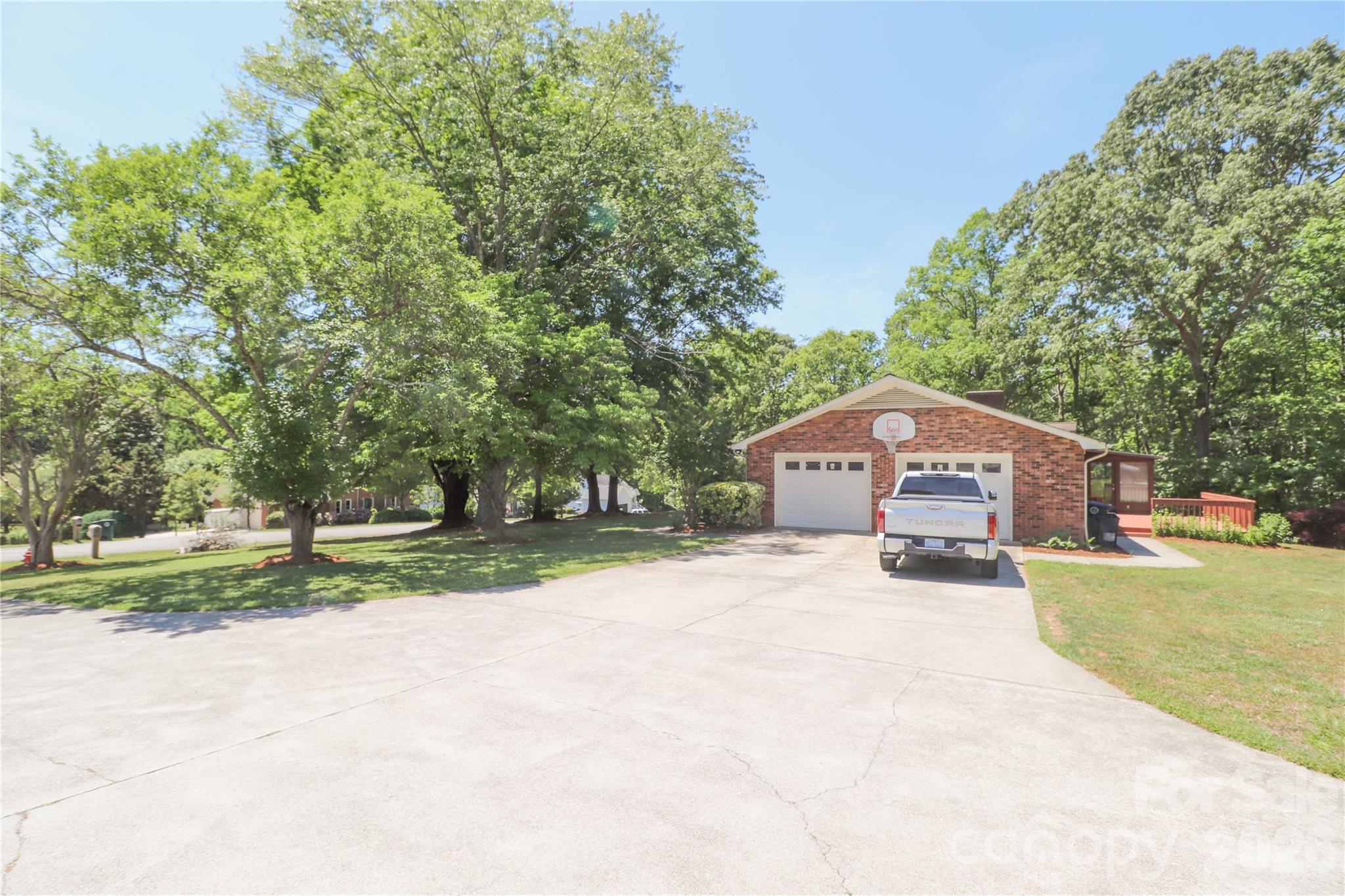 112 Forest Avenue NE — Valdese