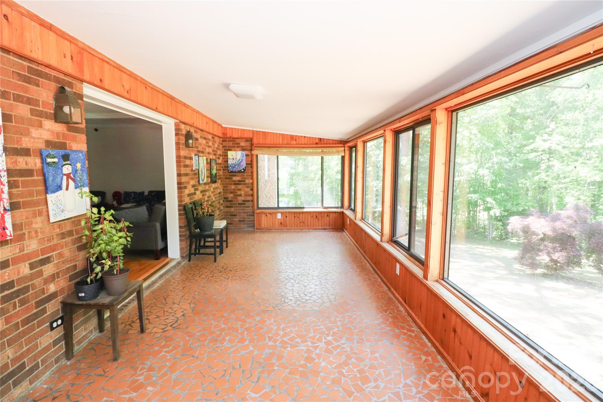 112 Forest Avenue NE — Valdese