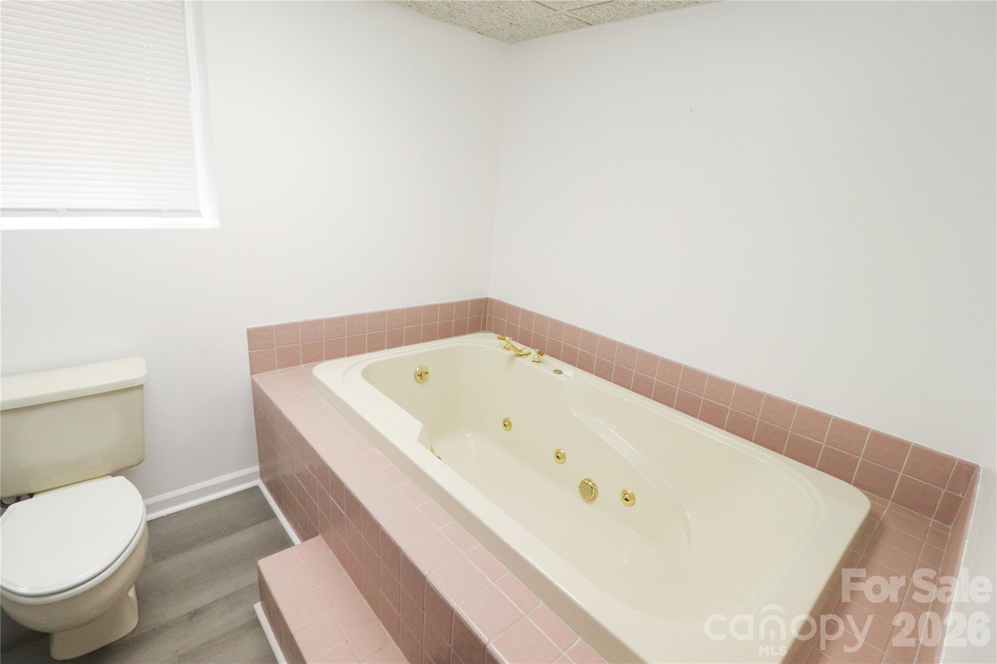 112 Forest Avenue NE — Valdese