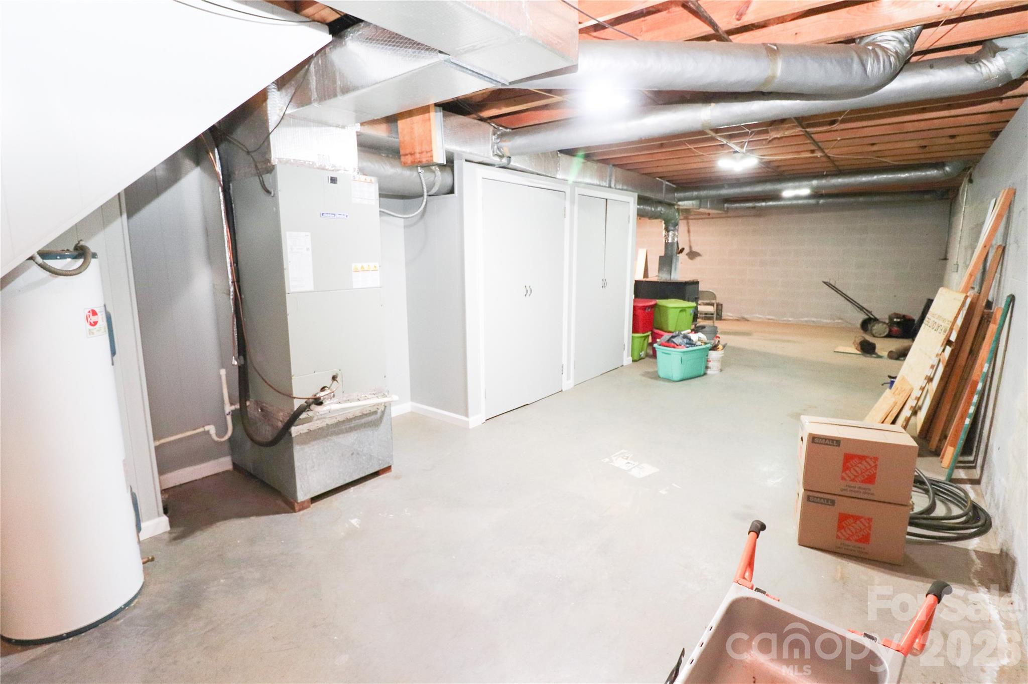 112 Forest Avenue NE — Valdese