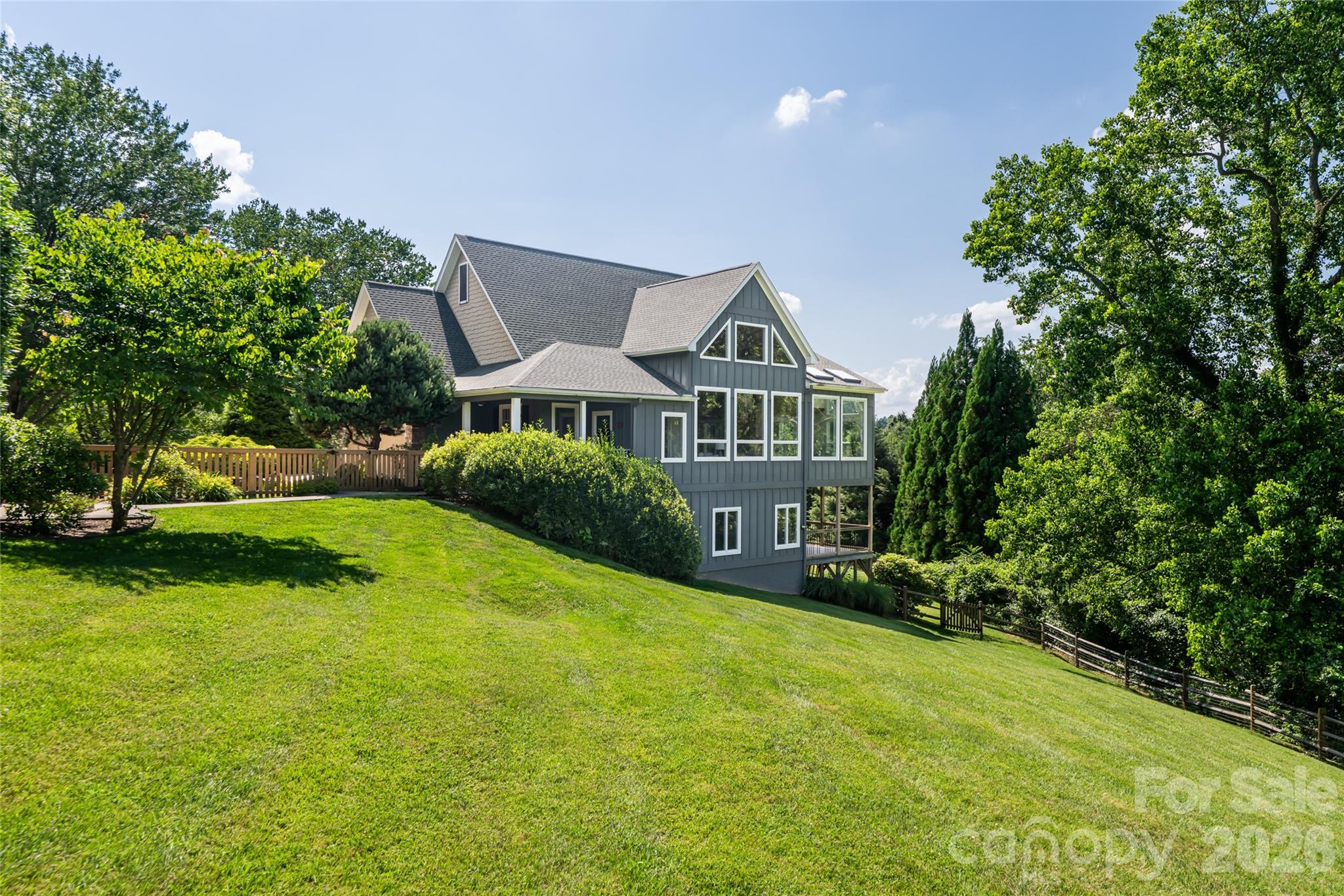 33 Bridle Path Drive — Barnardsville