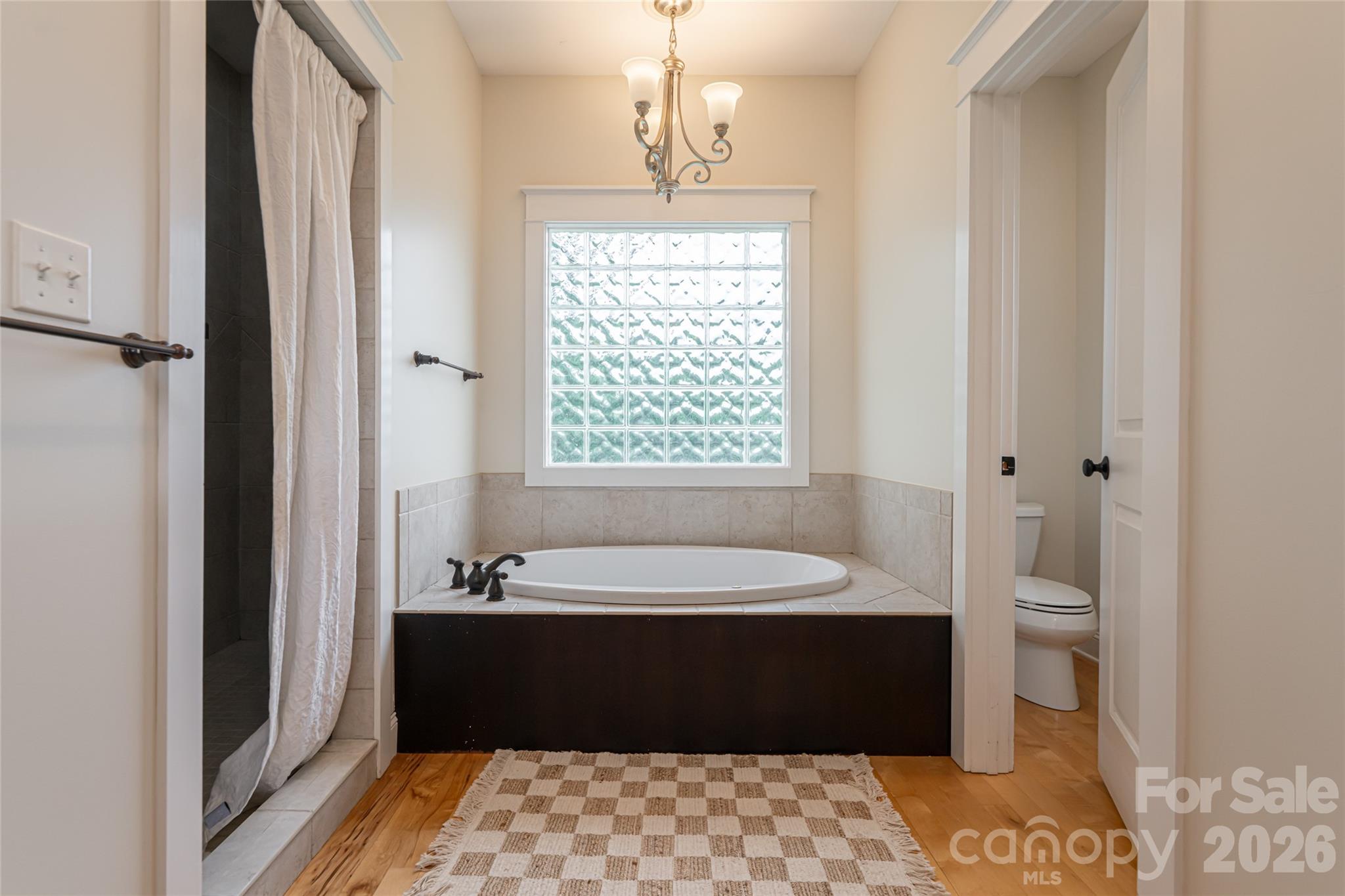 33 Bridle Path Drive — Barnardsville