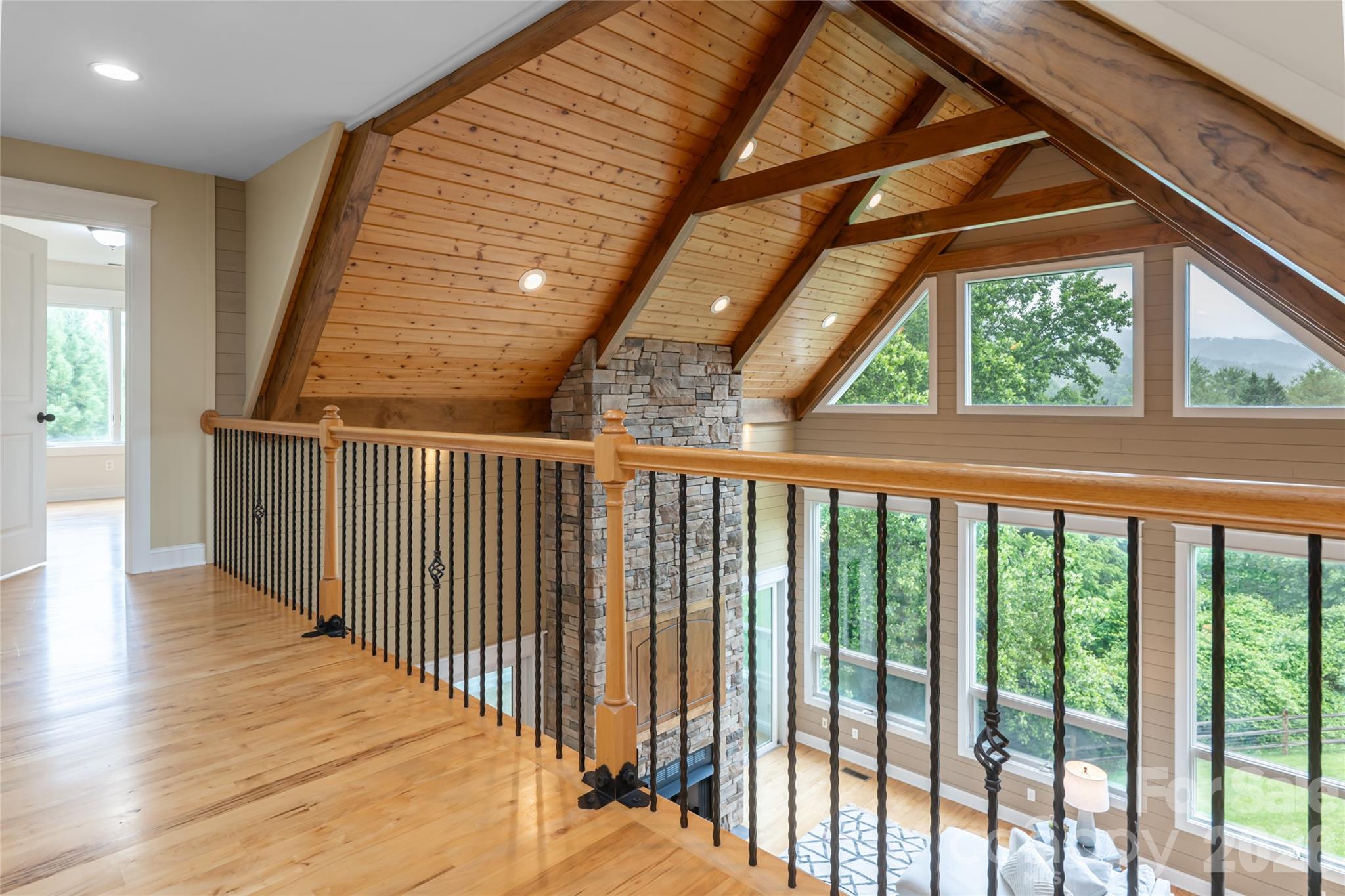 33 Bridle Path Drive — Barnardsville