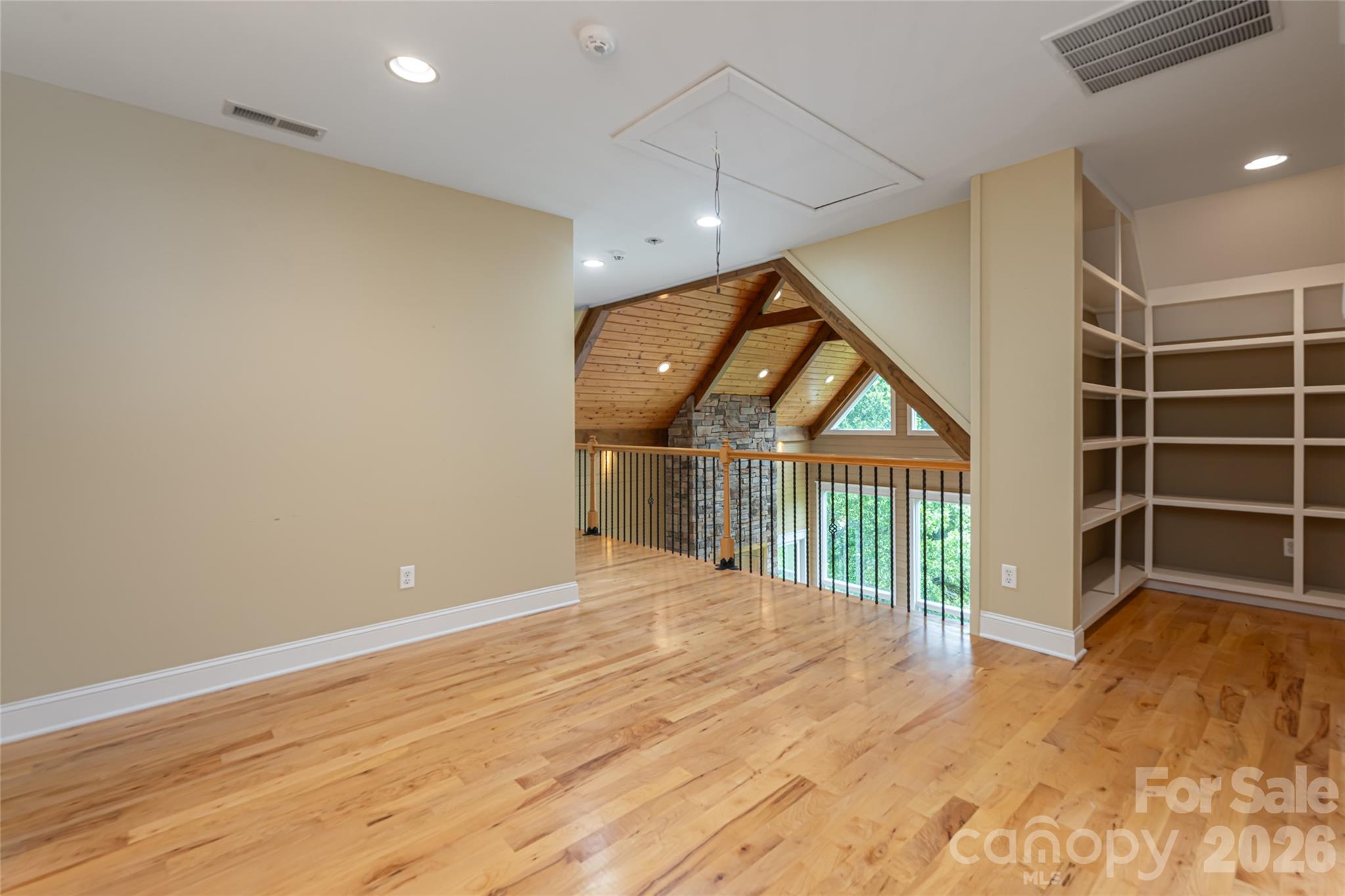 33 Bridle Path Drive — Barnardsville