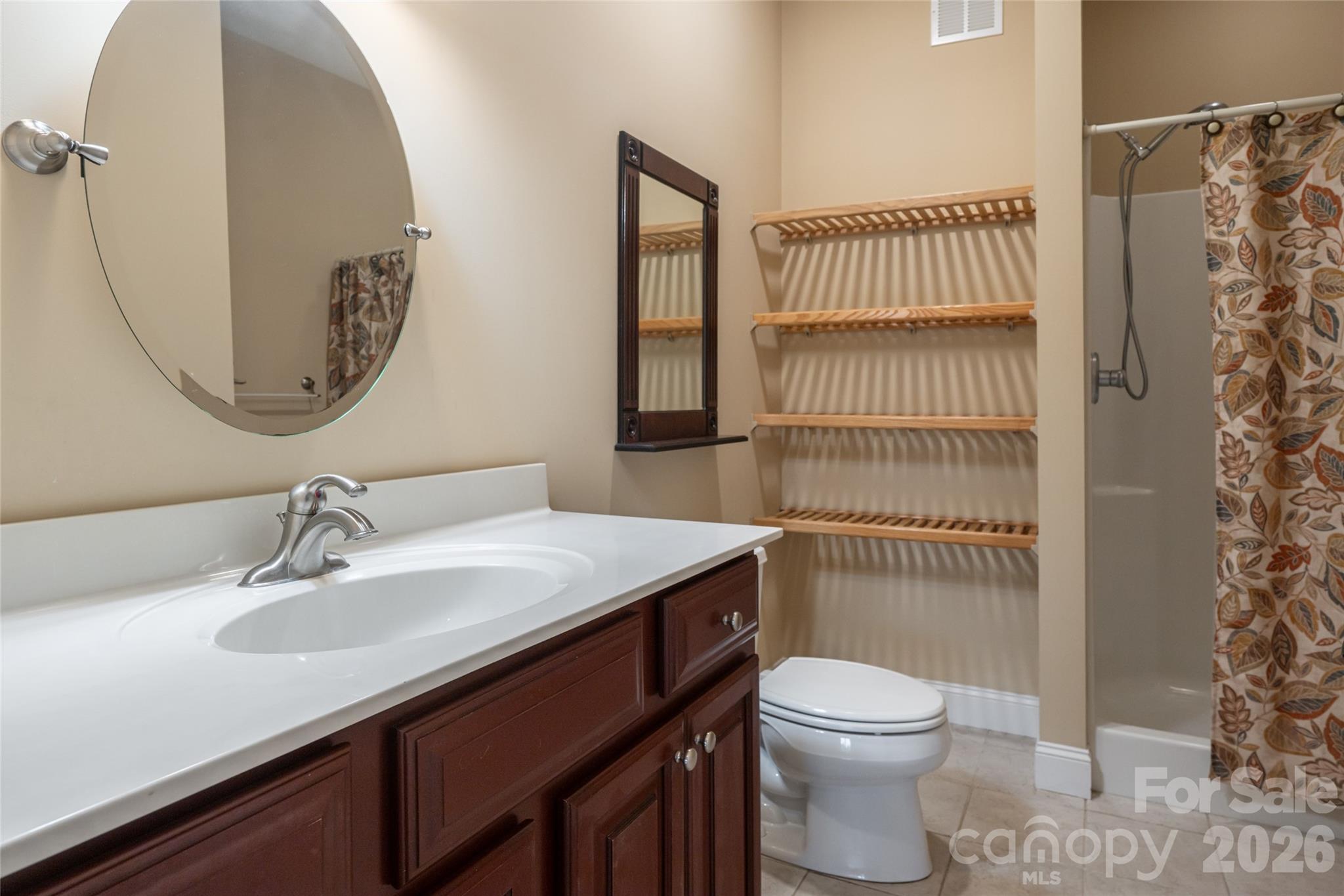 33 Bridle Path Drive — Barnardsville