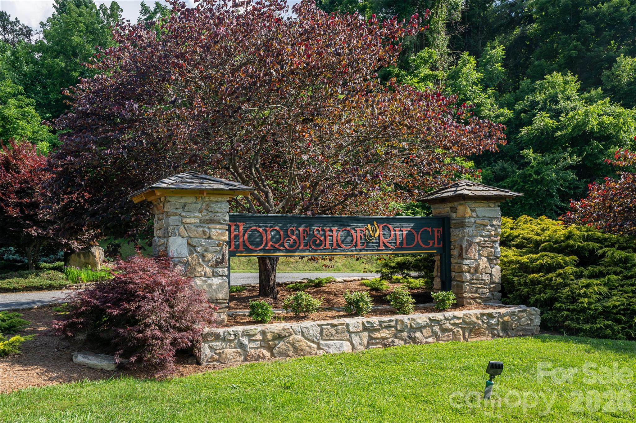 33 Bridle Path Drive — Barnardsville